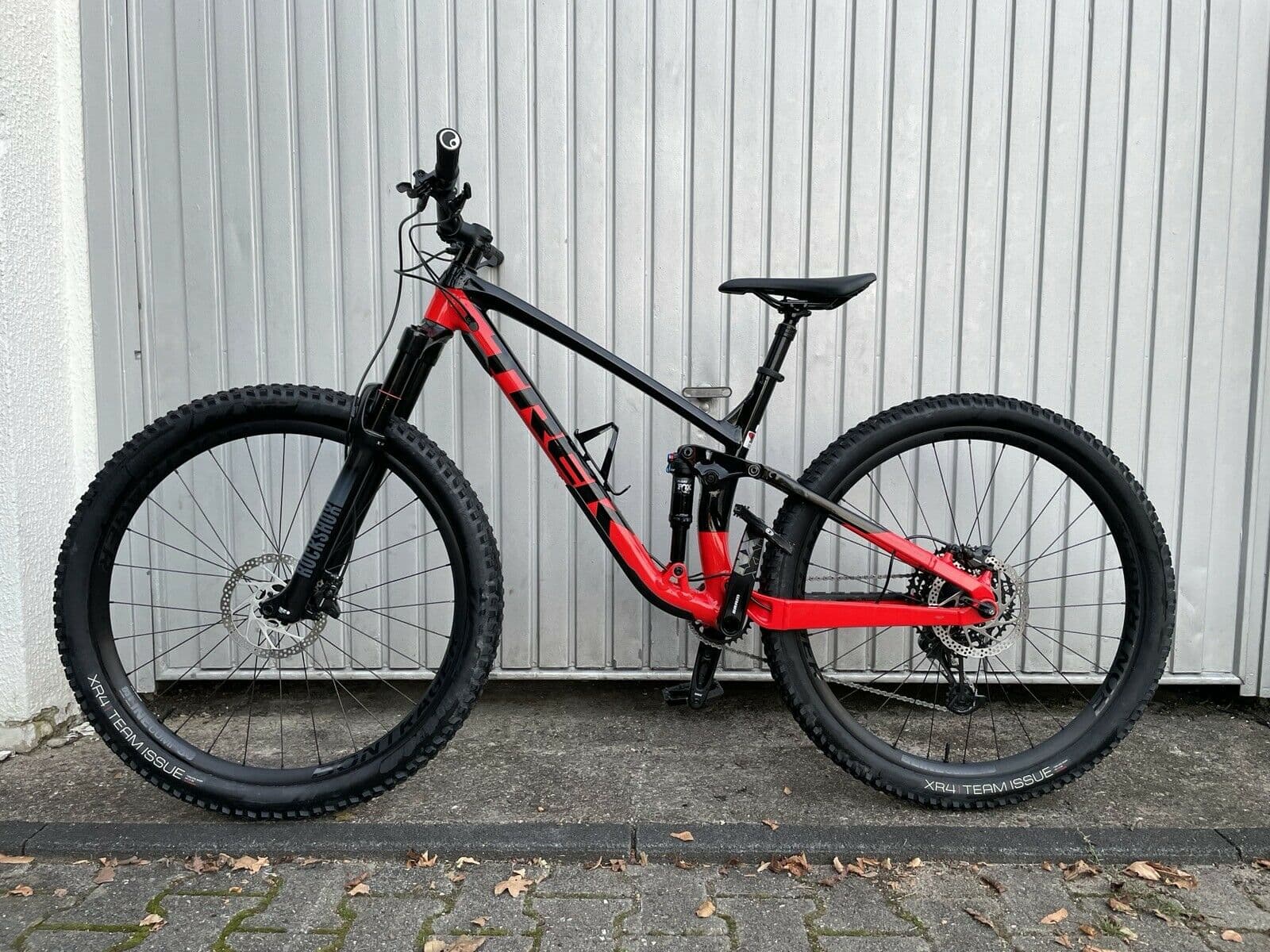 2017 trek fuel clearance ex 7 blue book