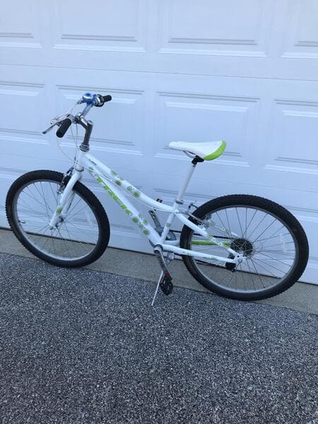 Trek mt sale 240