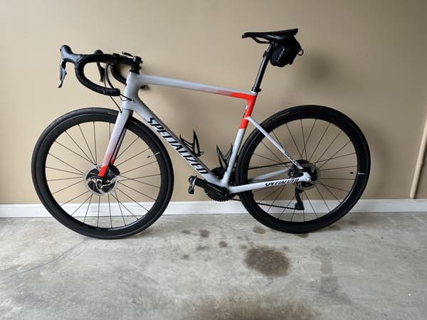 2020 specialized tarmac disc expert shop road bike