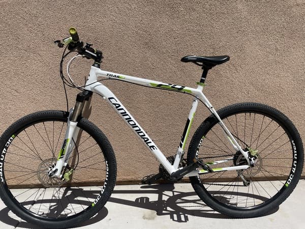 Cannondale trail 3 2016 hotsell