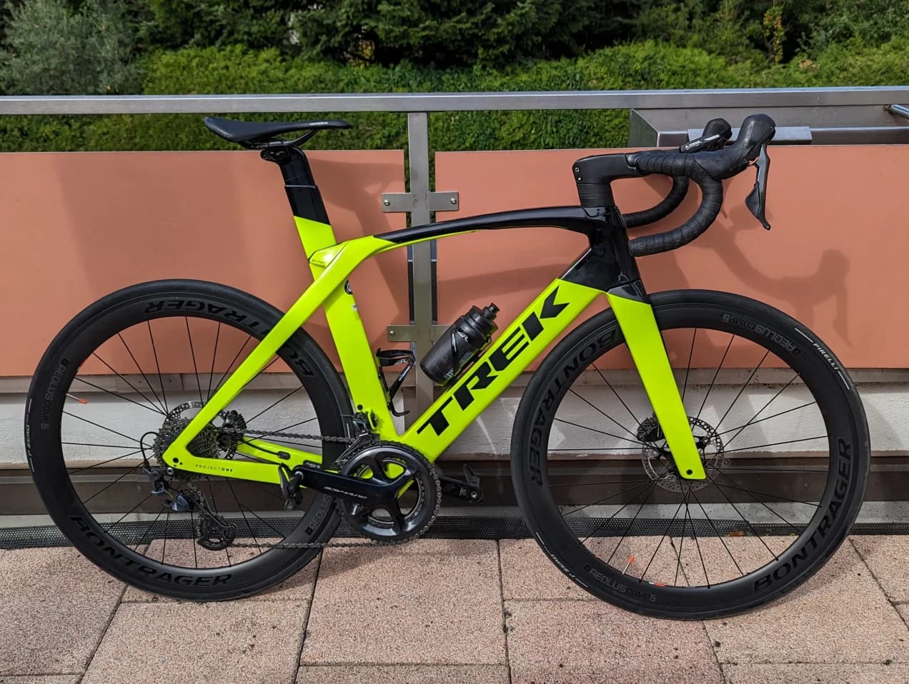 2019 Trek Madone SLR 8 Disc BicycleBlueBook