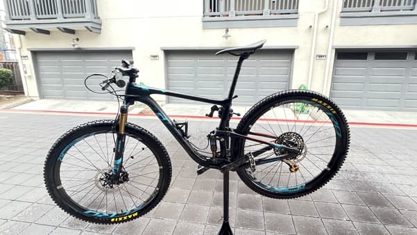 Giant mountain bikes deals for sale near me