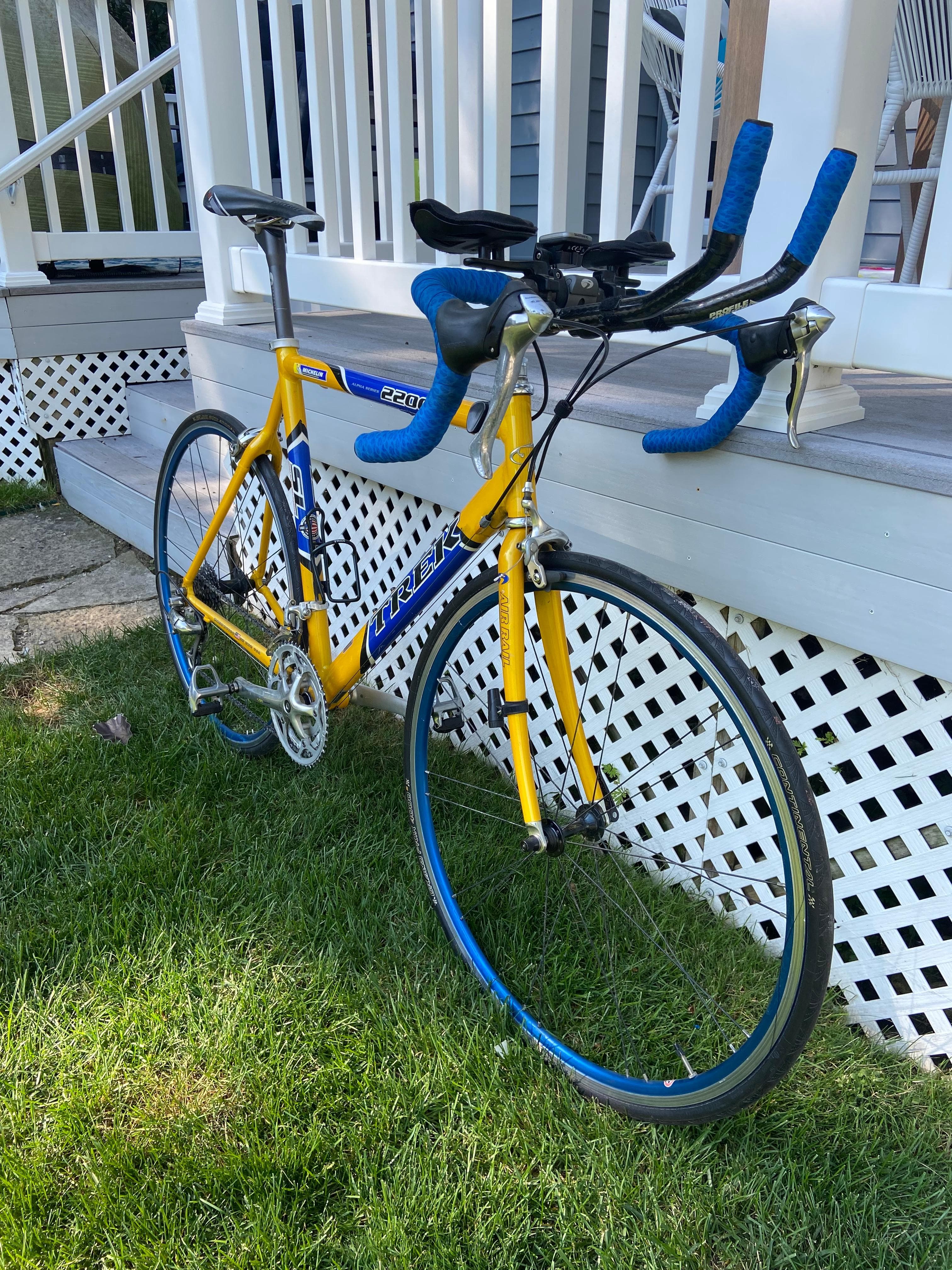 2001 Trek 2200 WSD BicycleBlueBook
