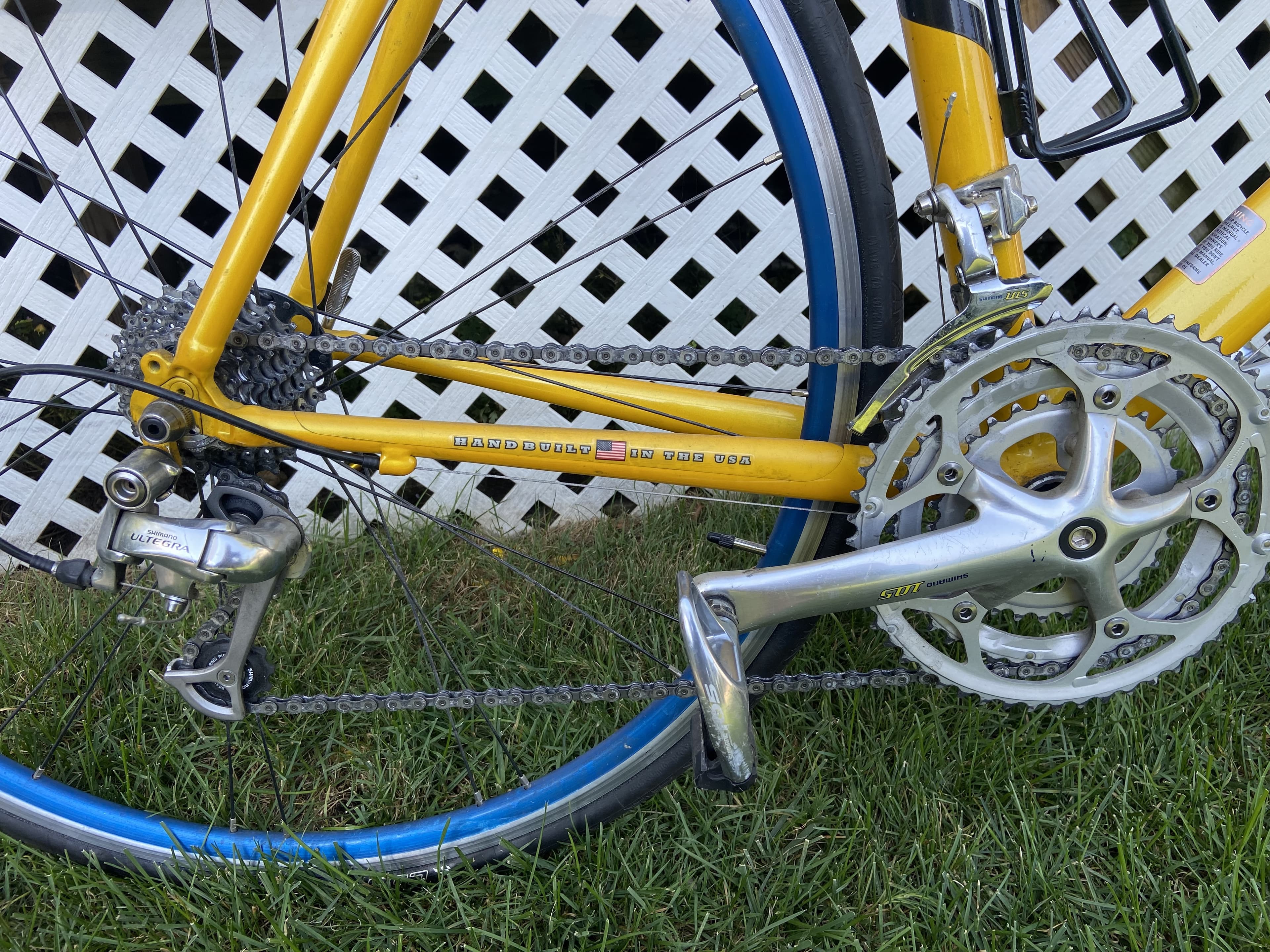 Trek 2200 deals blue book