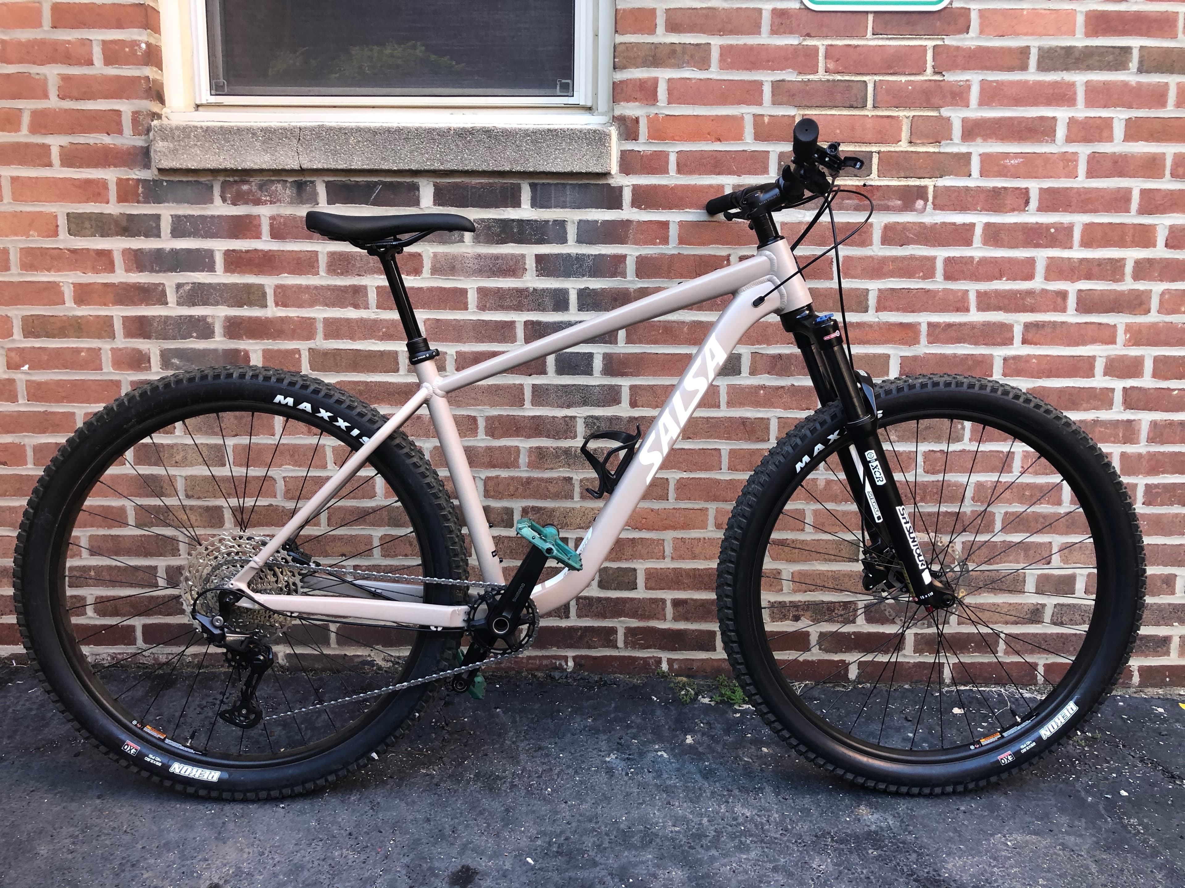 Salsa rangefinder deore clearance 29 bike
