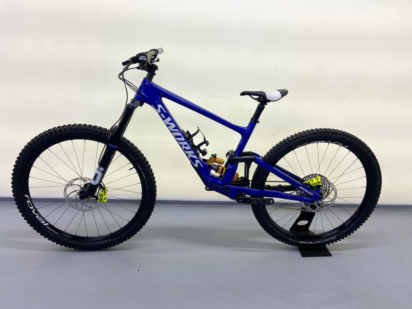 Specialized enduro hotsell comp 2021