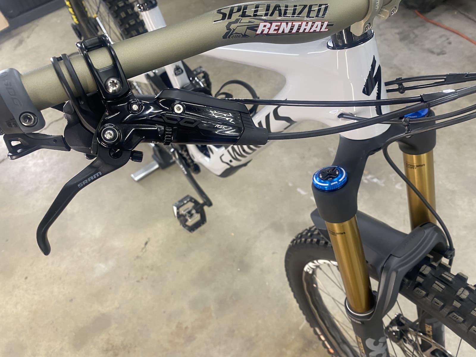 Specialized enduro hot sale rear mudguard