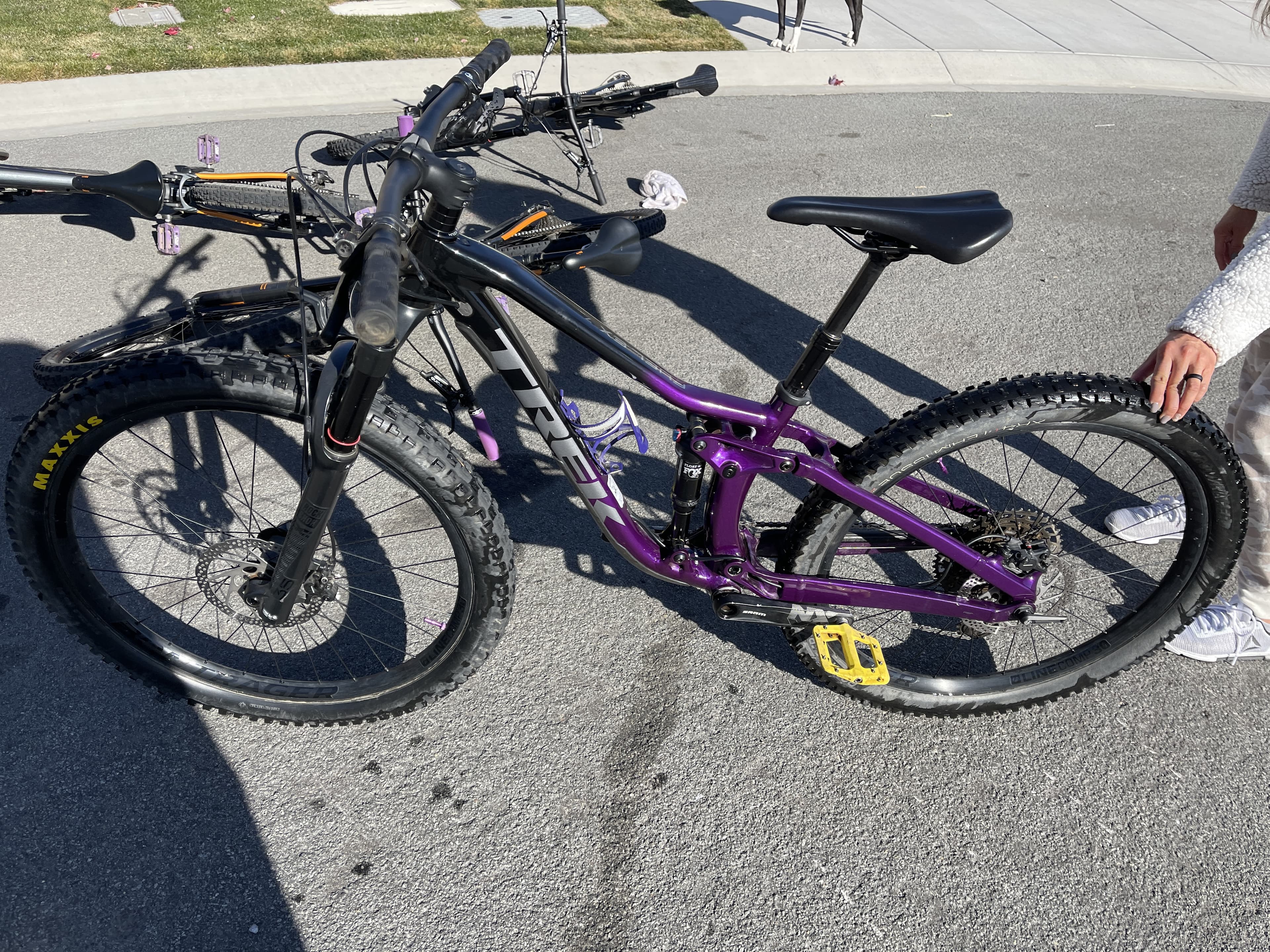 Fuel x7 store trek