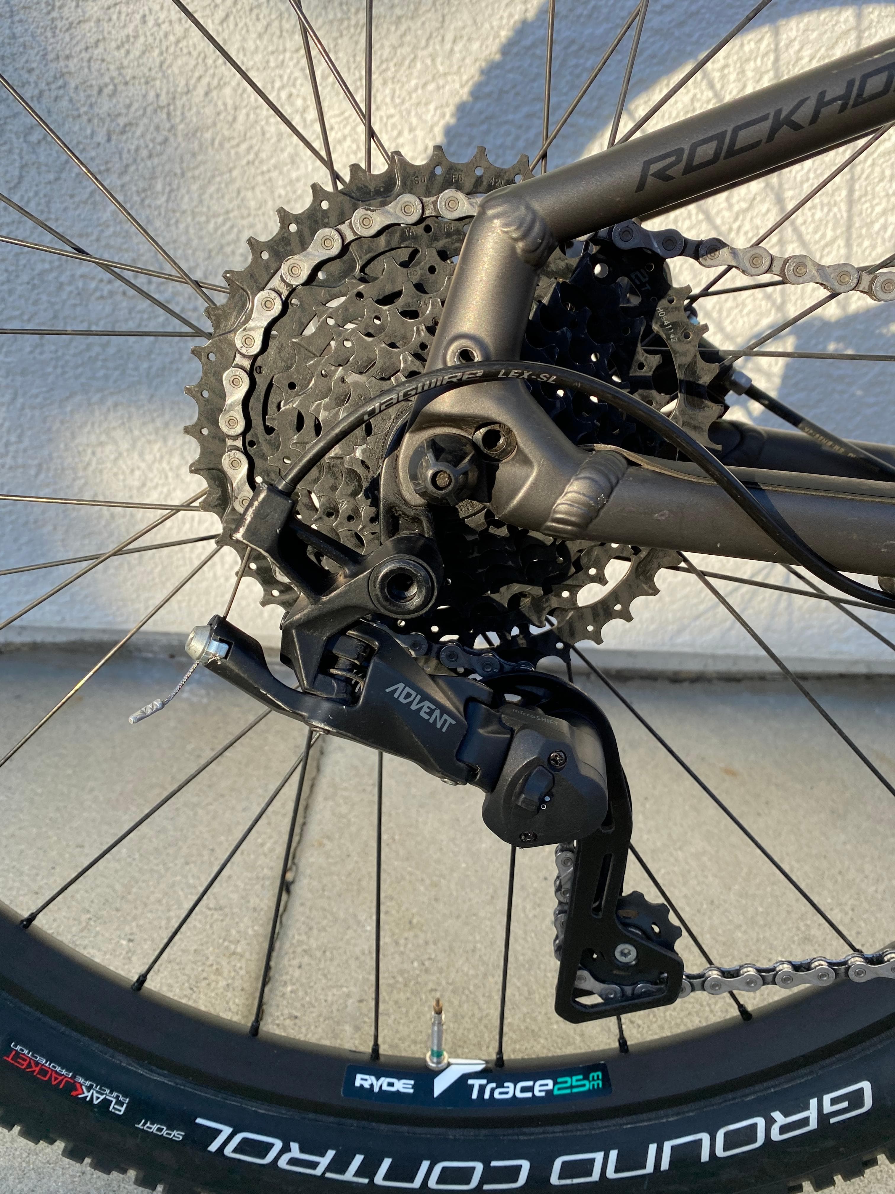 Specialized rockhopper rear wheel deals