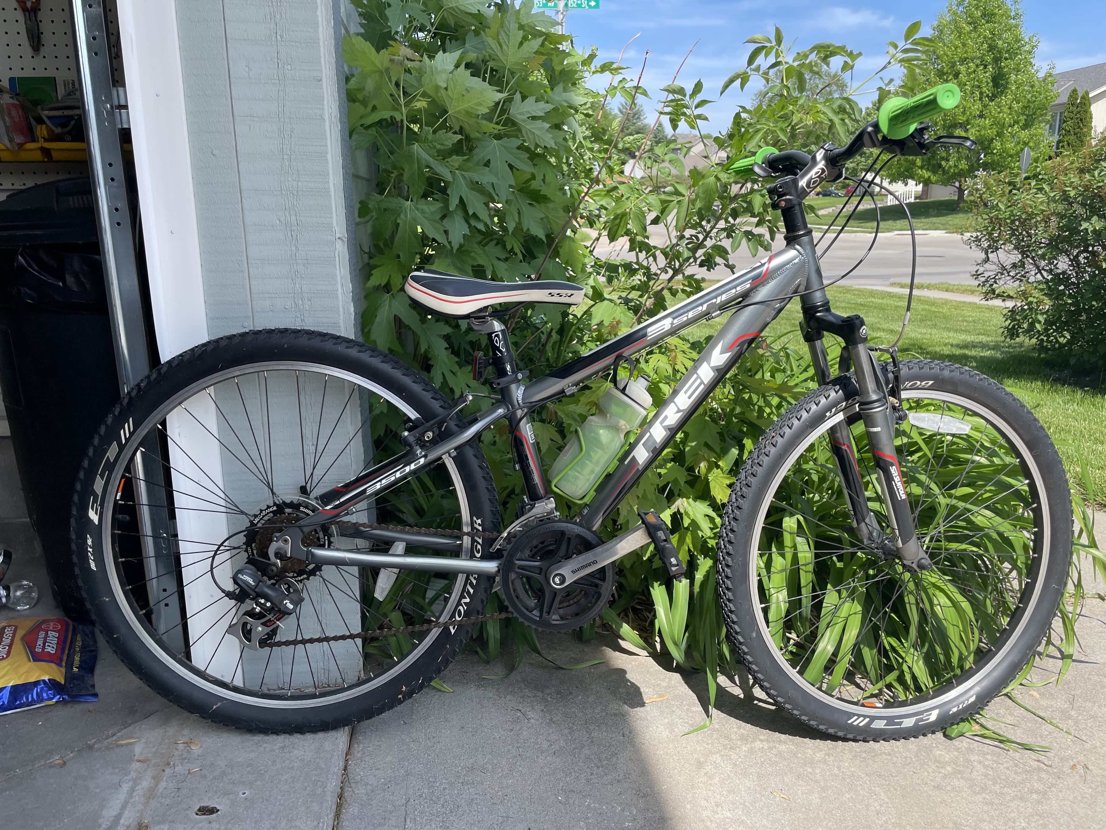 Trek hotsell 3500 2012