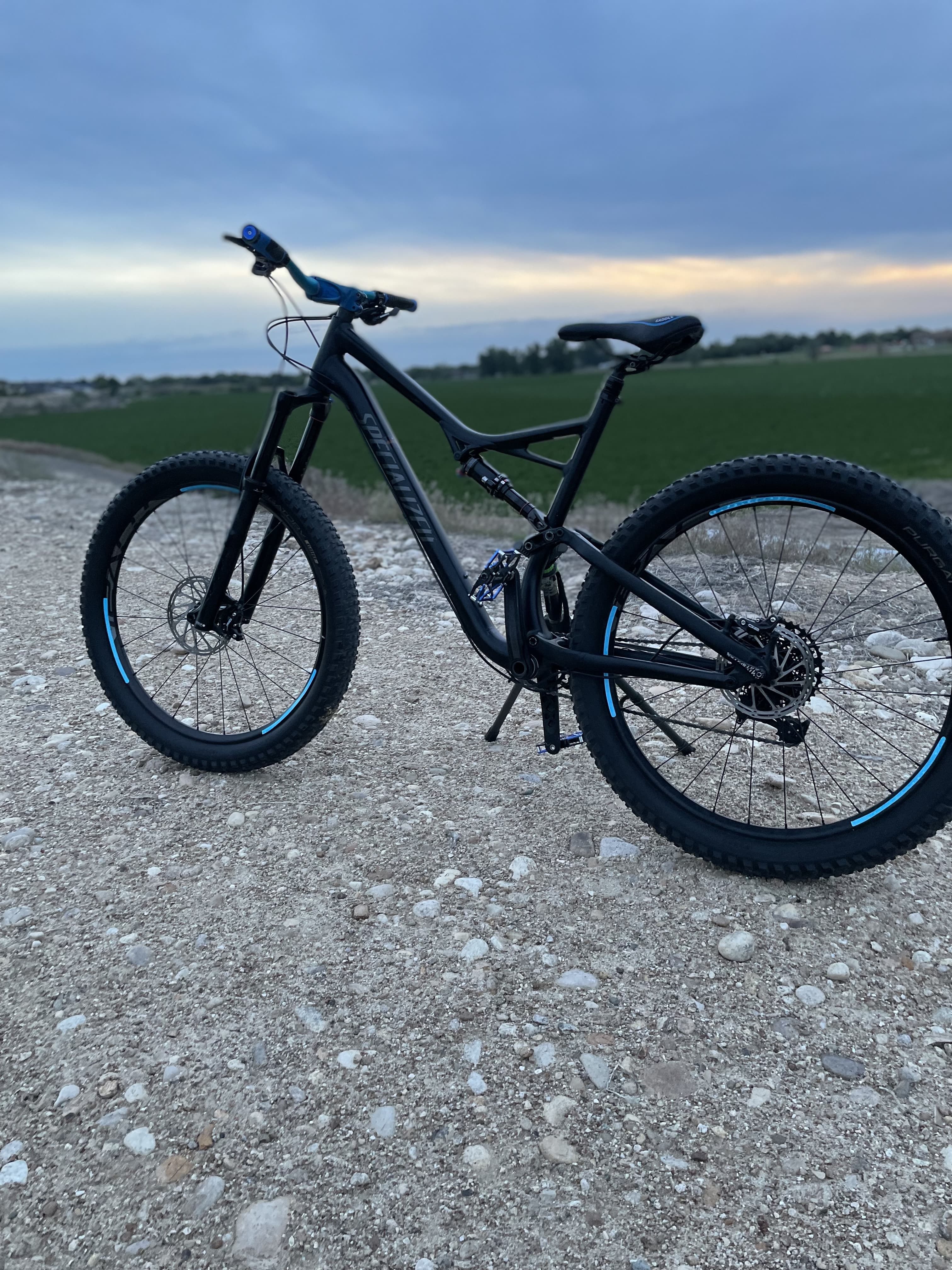 2017 specialized stumpjumper blue book discount