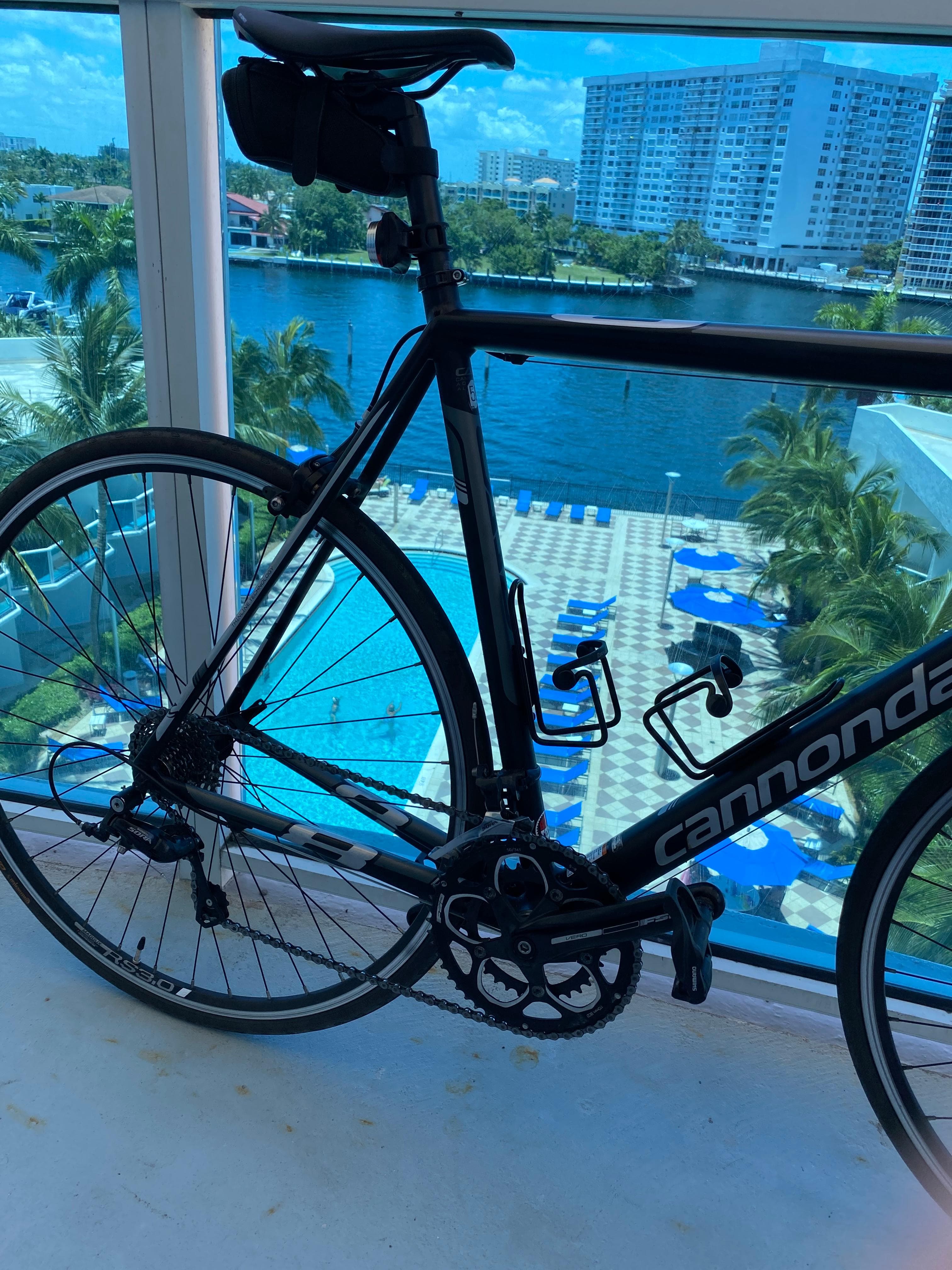 Cannondale caad8 sora best sale