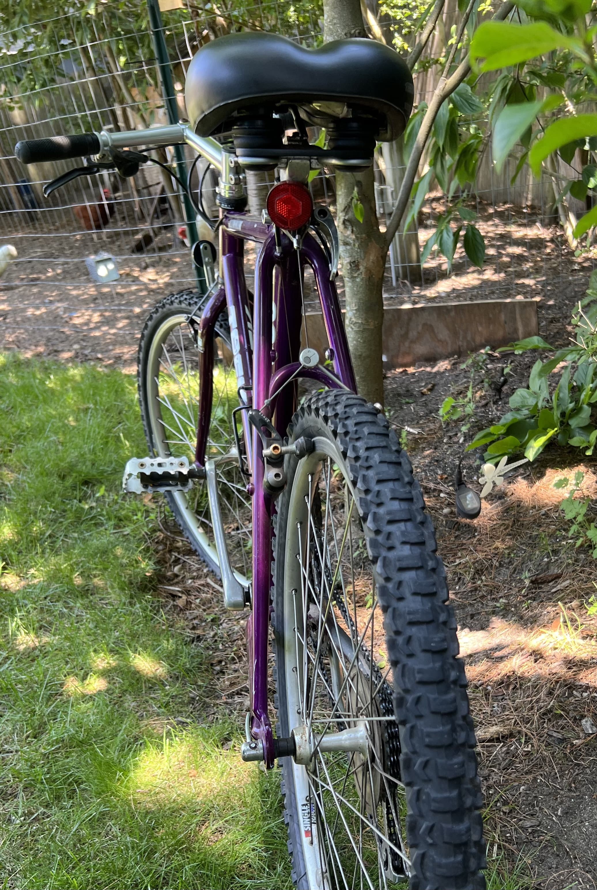 Trek 7000 tire deals size