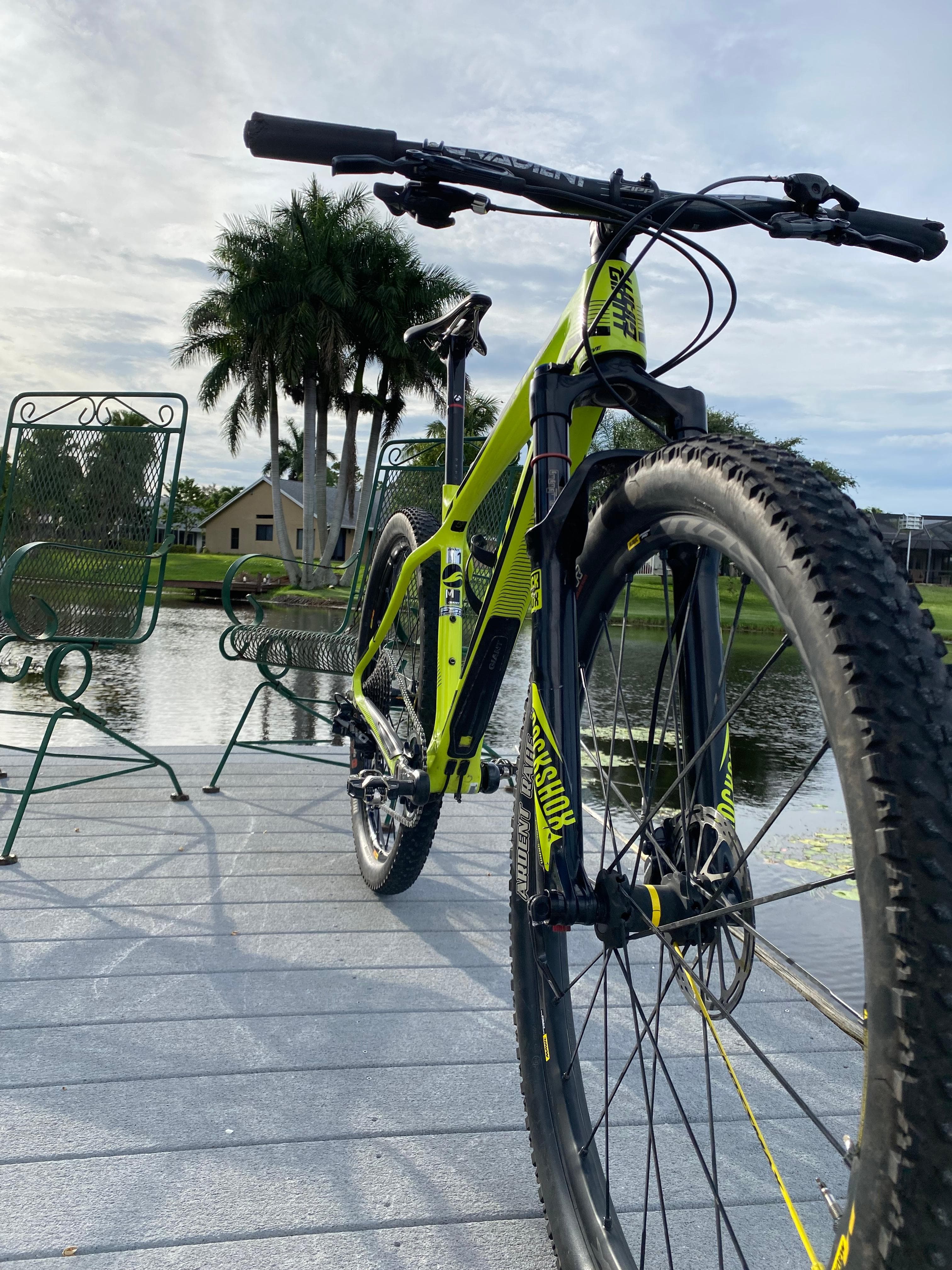 2018 Giant XTC Advanced 27.5 2 BicycleBlueBook