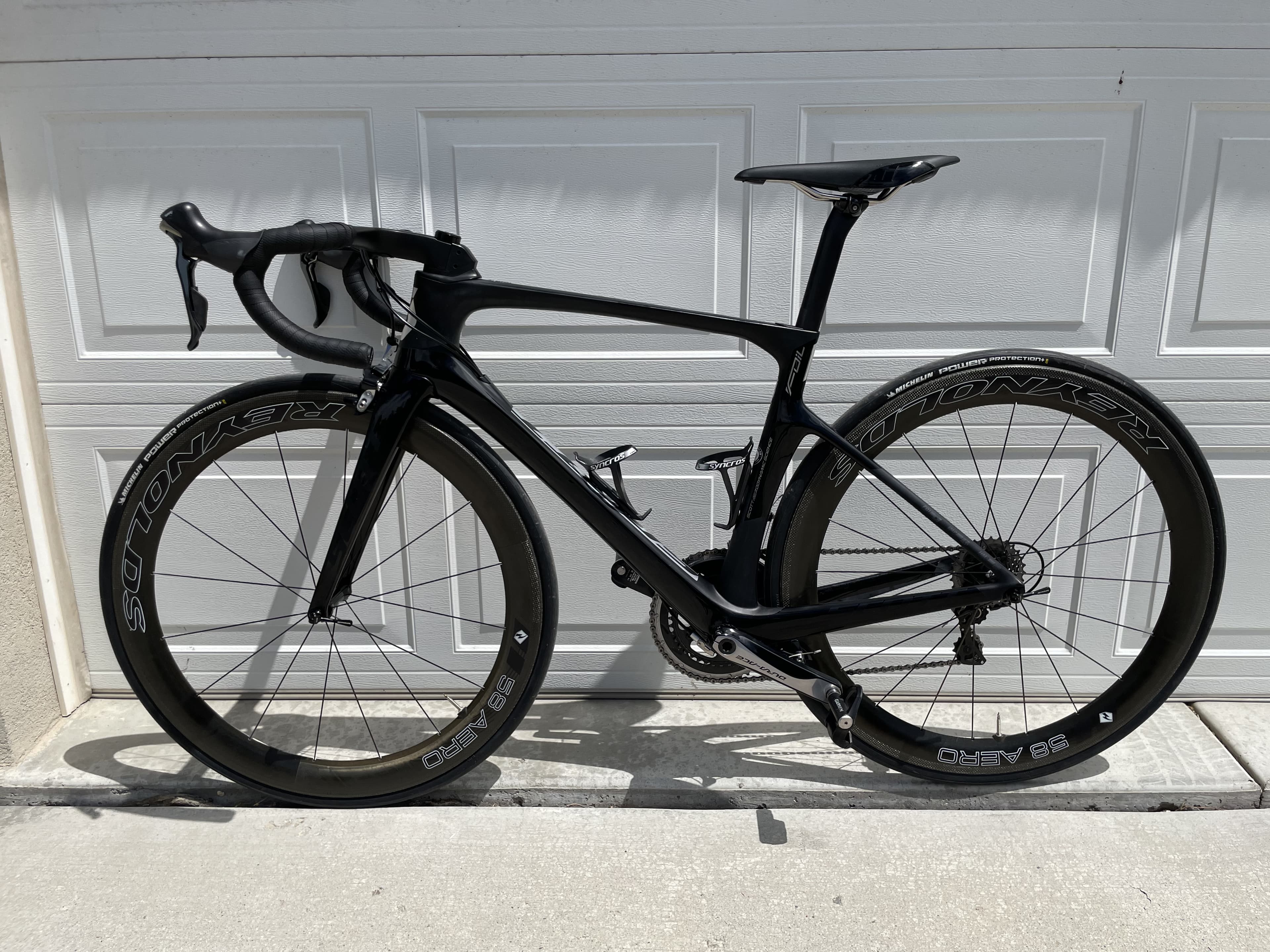 2017 Scott Foil Premium BicycleBlueBook