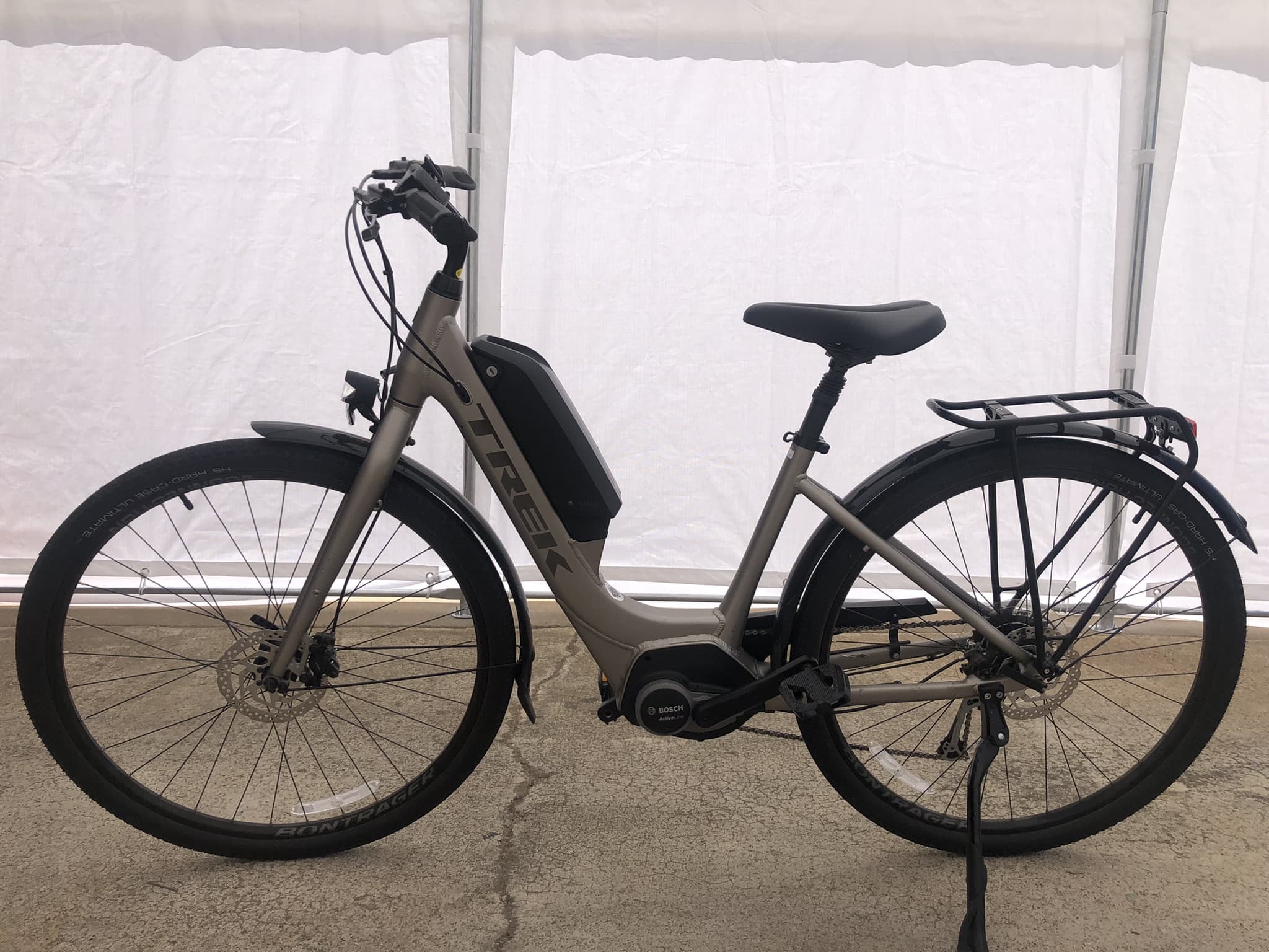 Trek verve 2 lowstep 2020 electric hybrid bike online