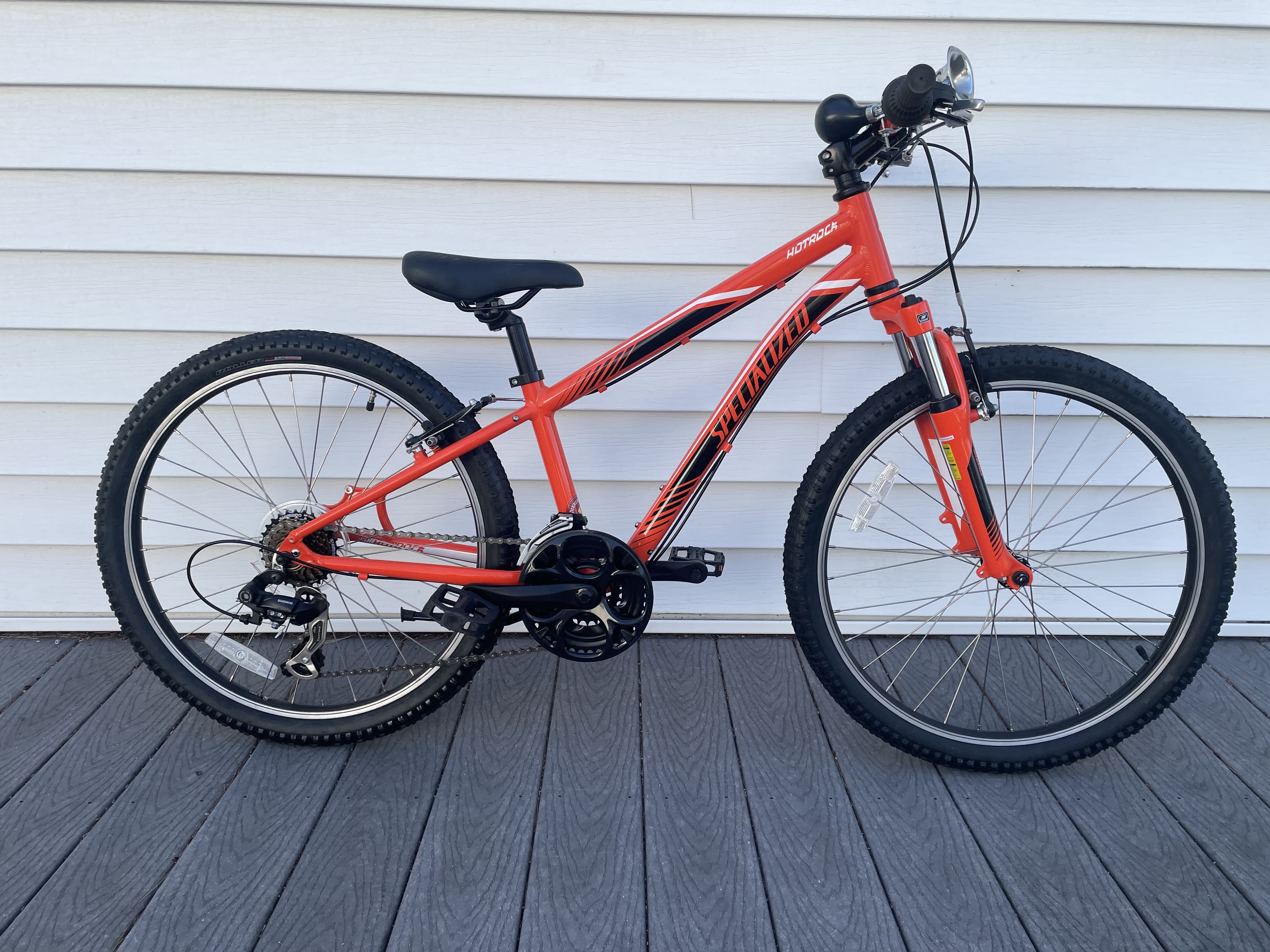 2017 Specialized Hotrock 24 21 Speed BicycleBlueBook