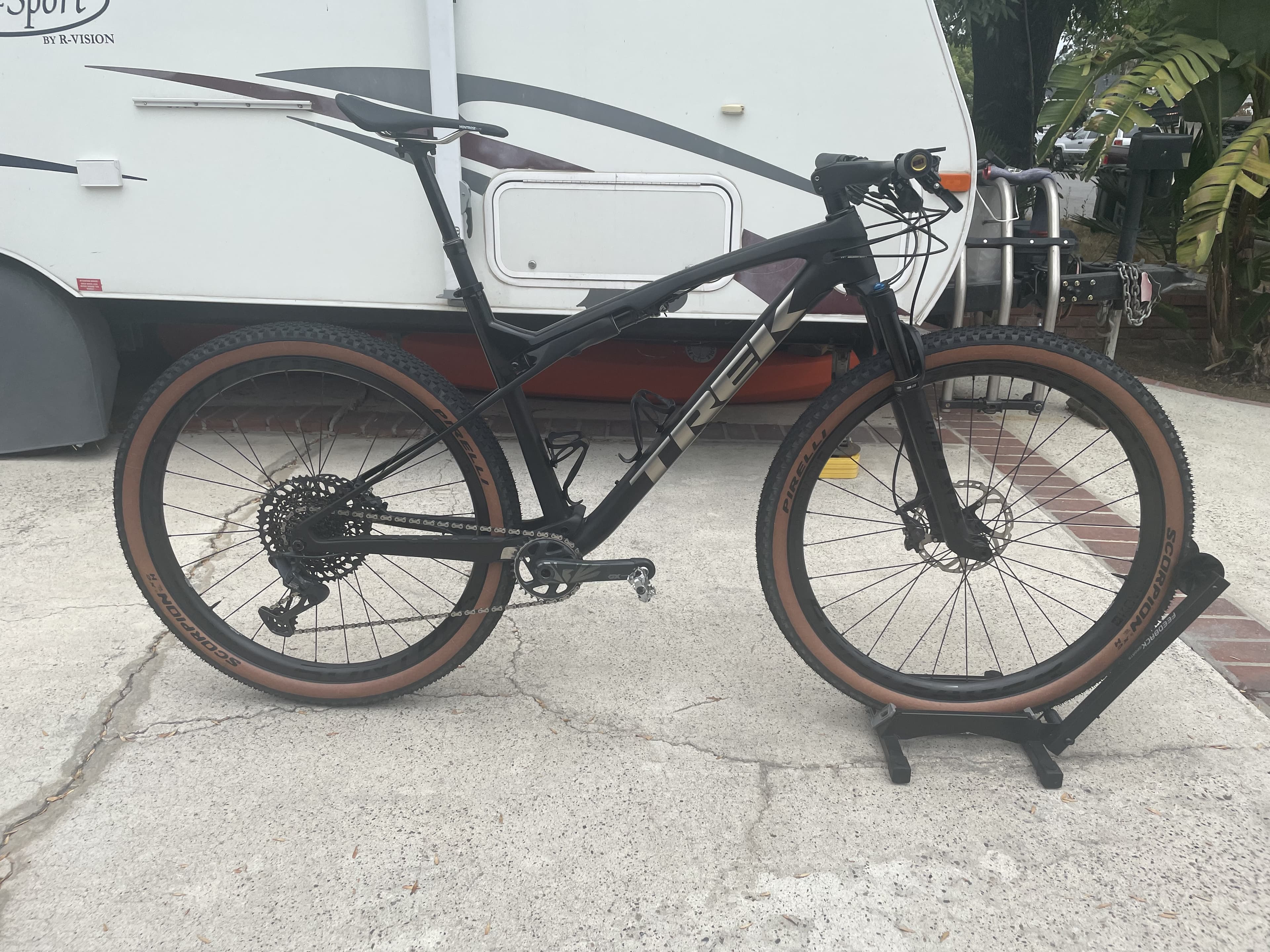 Trek supercaliber xxl deals