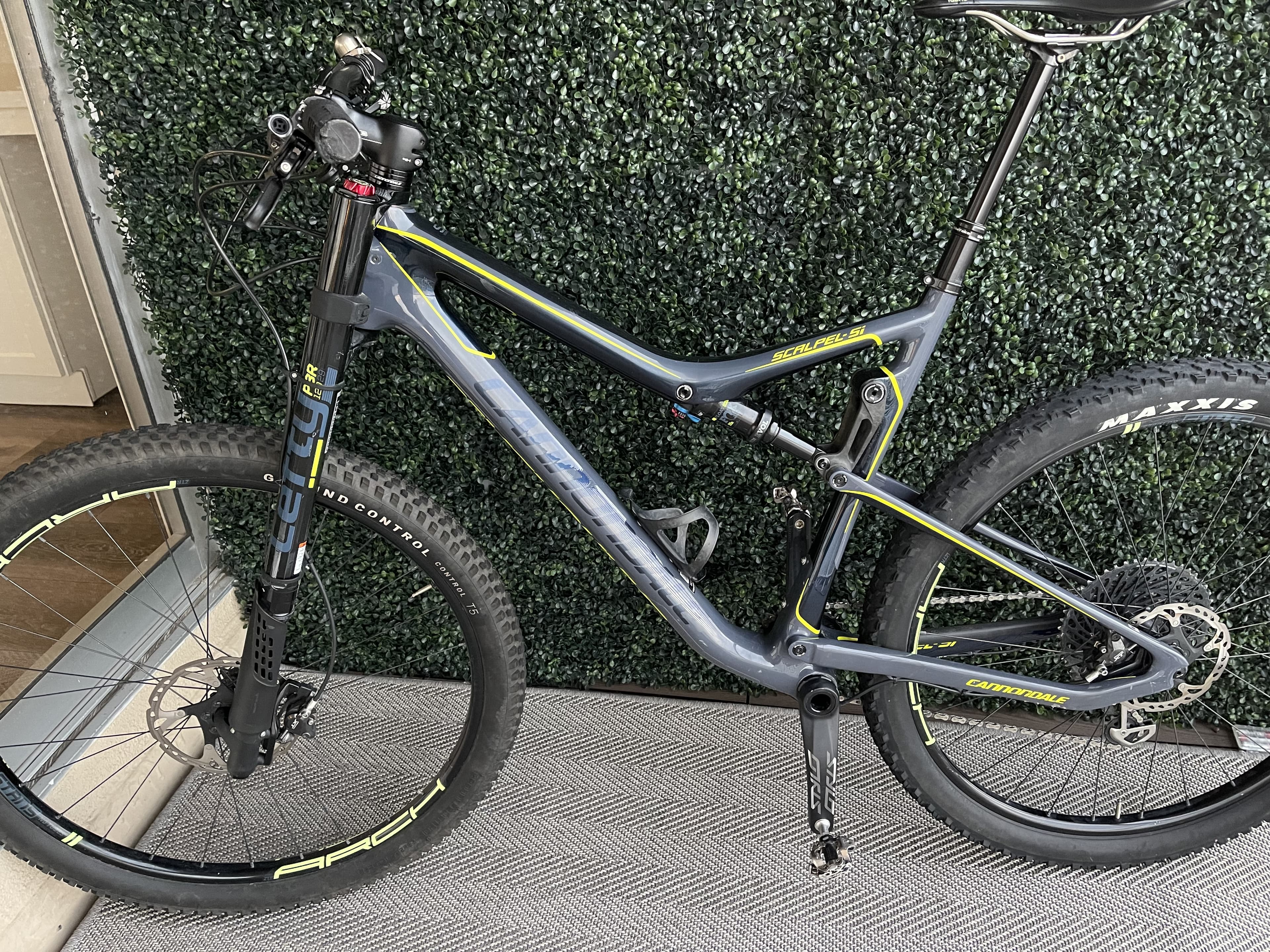 2018 cannondale Scalpel Si Carbon 1 BicycleBlueBook