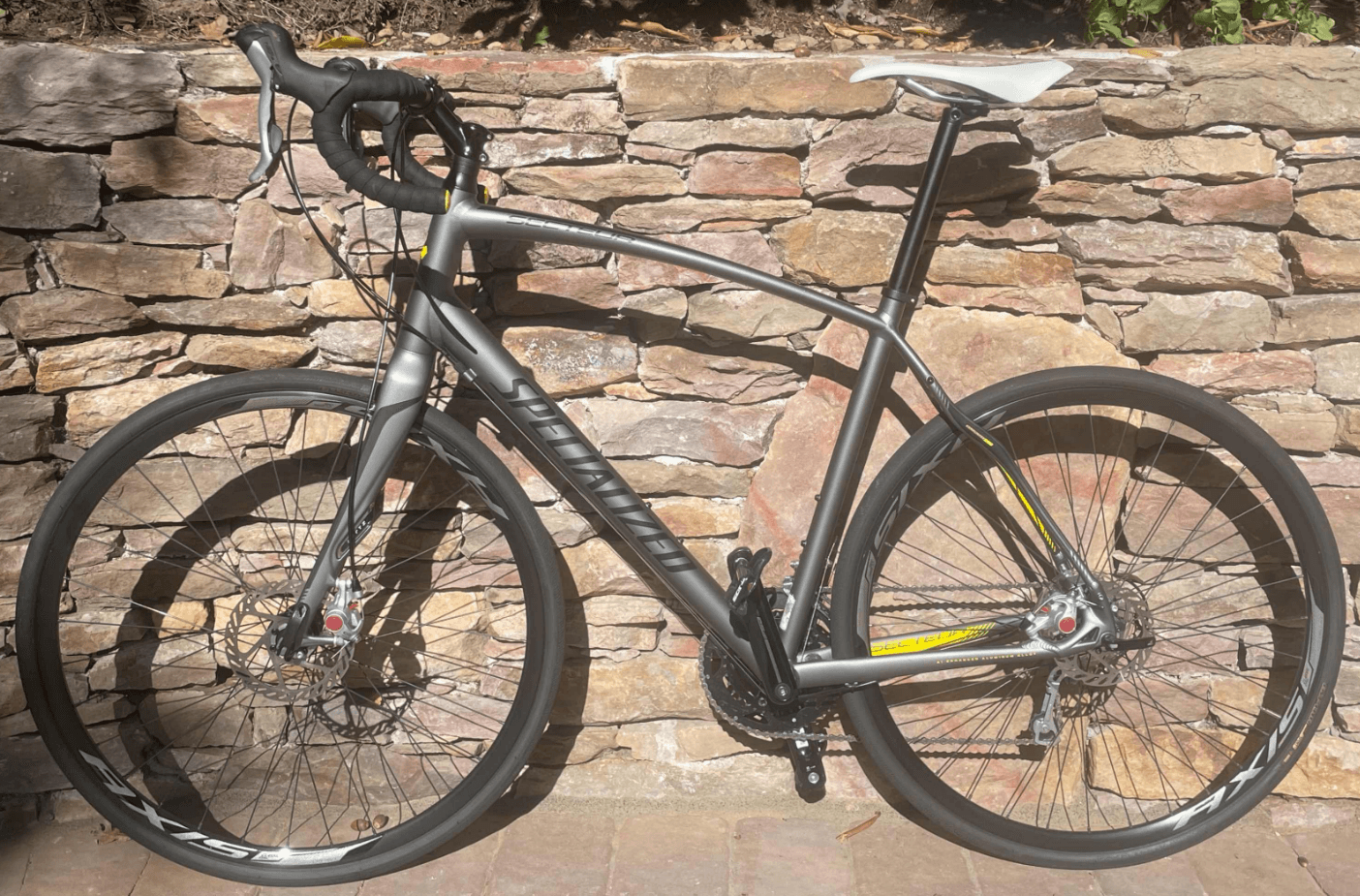 2013 Specialized Secteur Expert Disc BicycleBlueBook