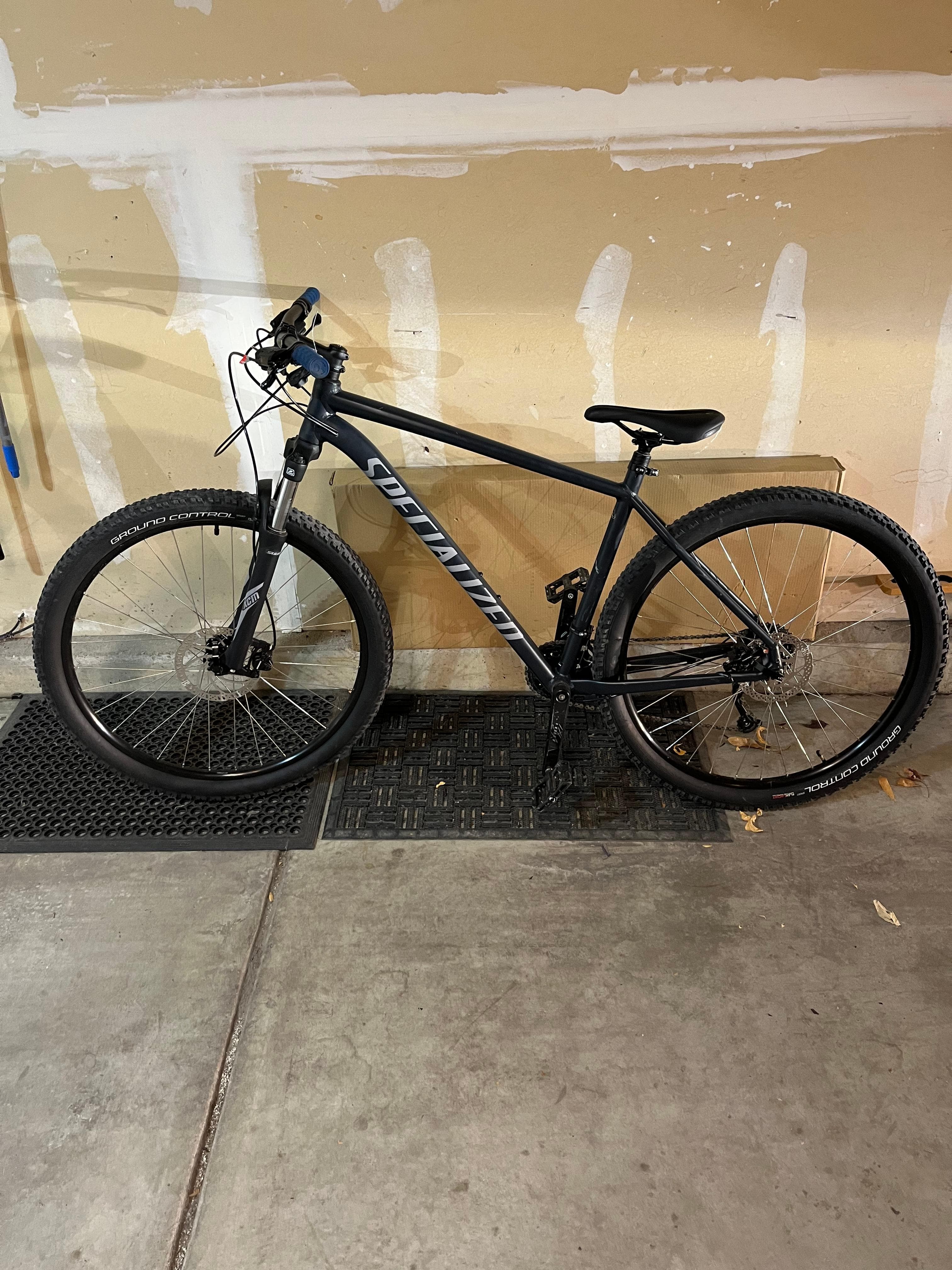 Specialized rockhopper sales bike blue book