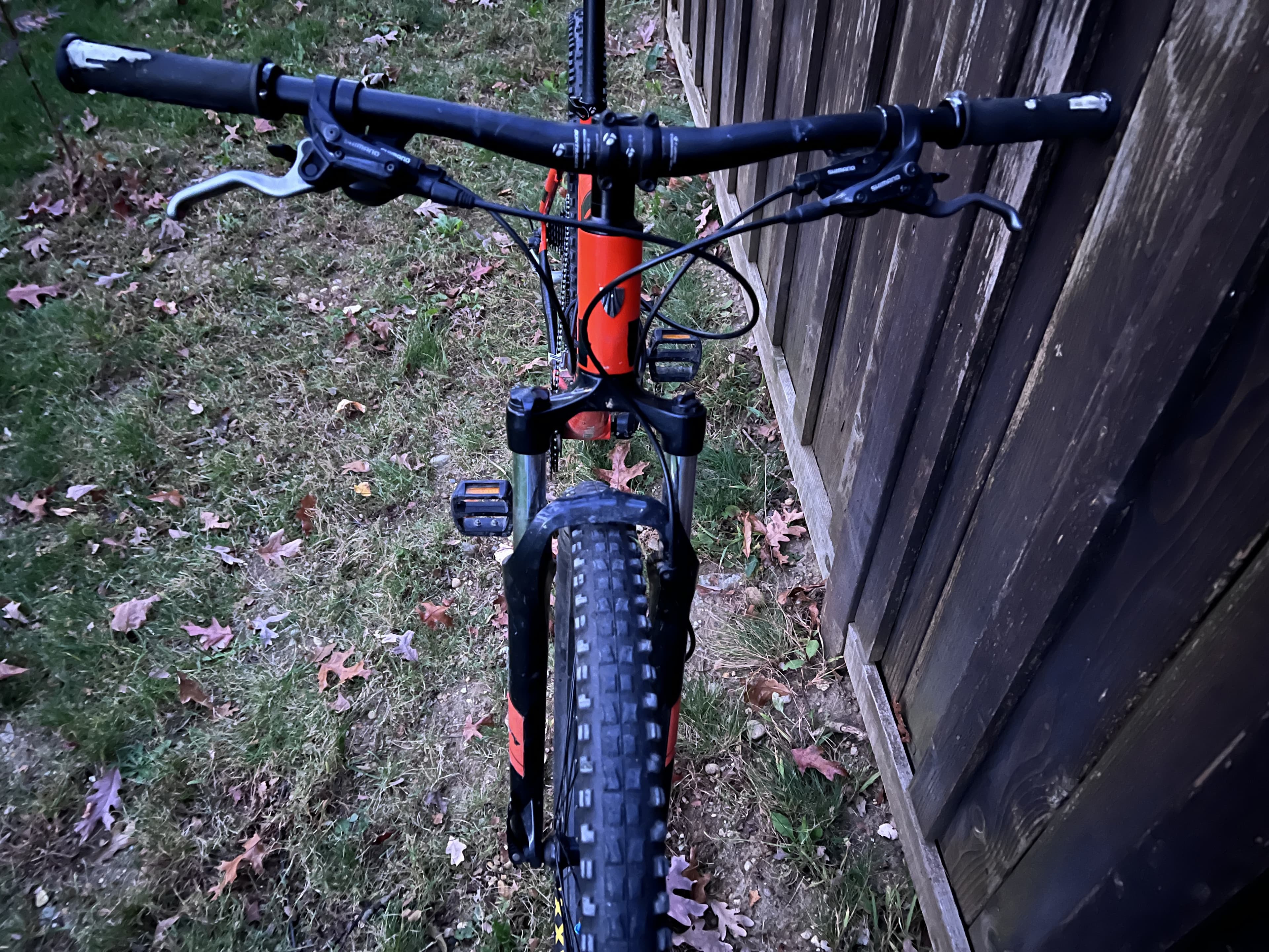 2018 Trek Marlin 6 BicycleBlueBook