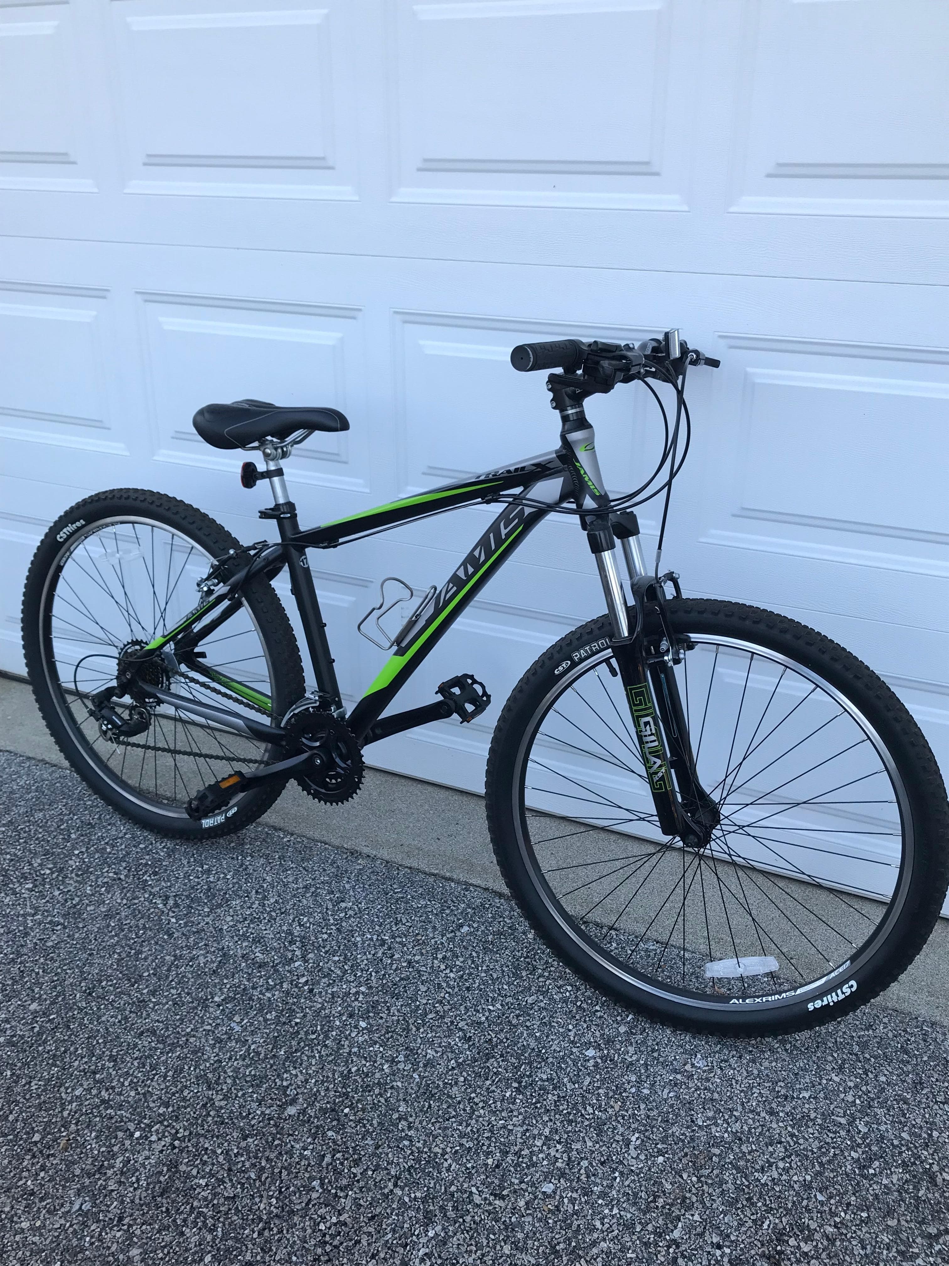 Jamis 17 sale mountain bike