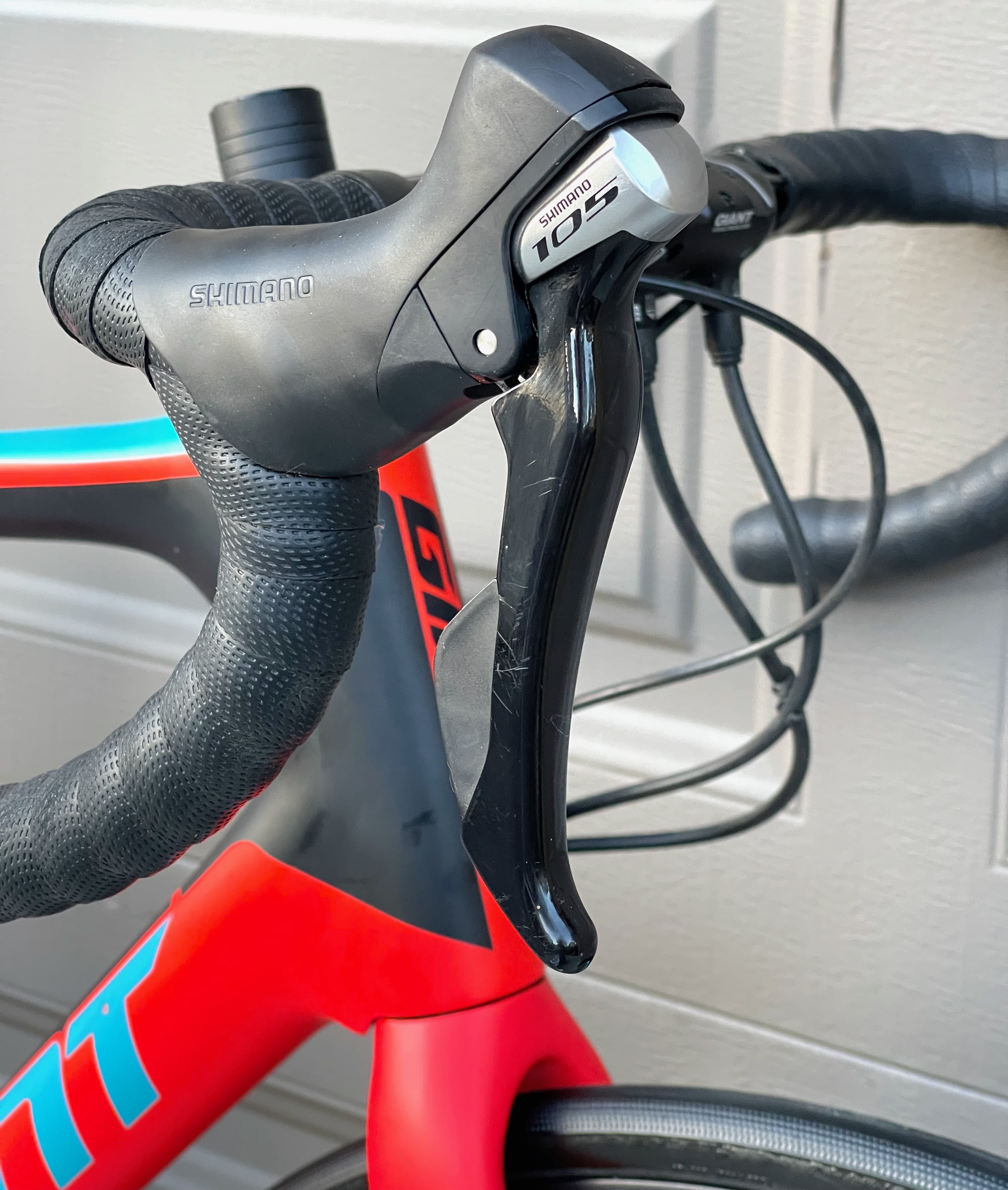 Giant defy 2025 2 blue book