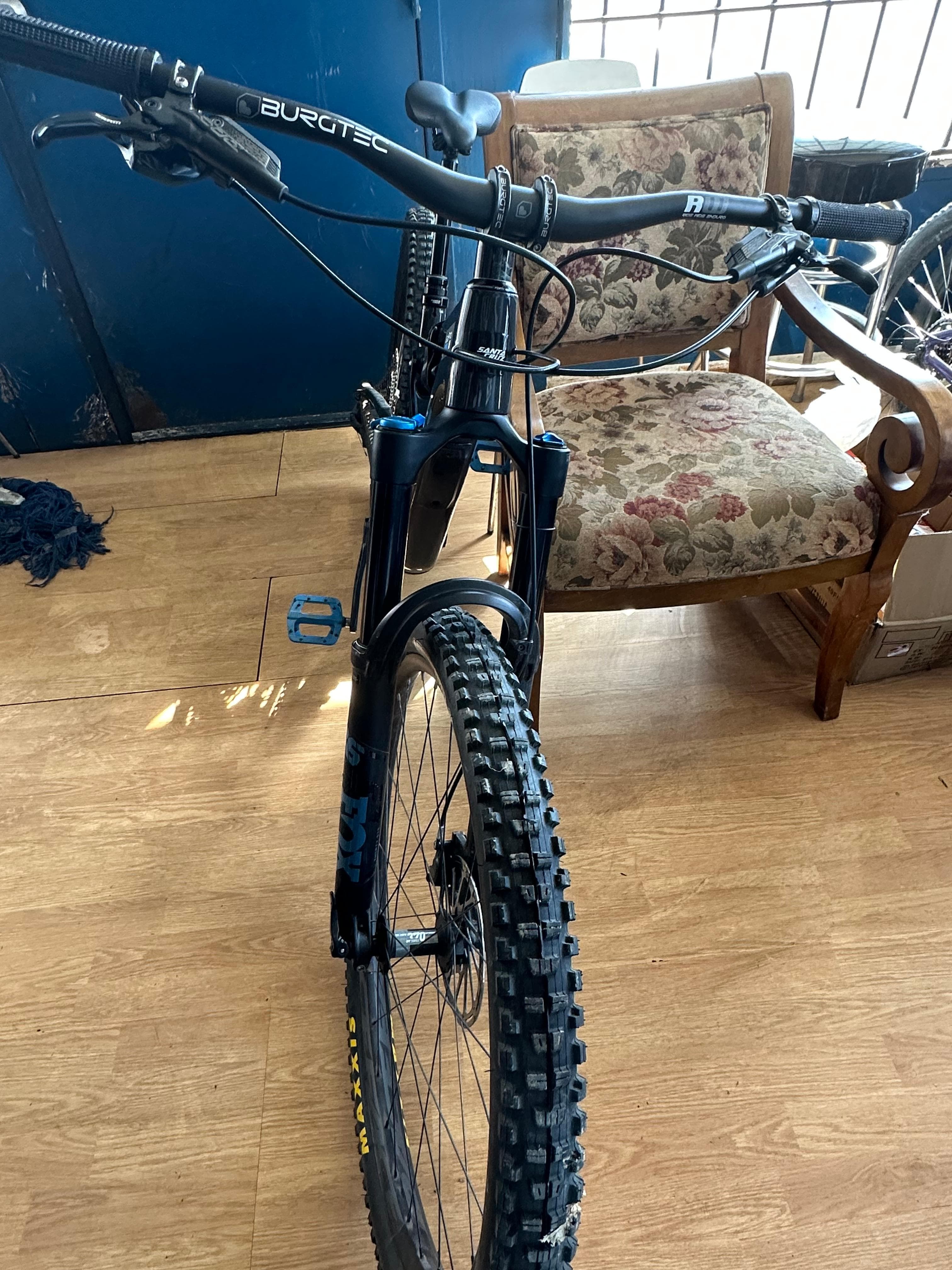 2022 Santa Cruz Hightower 3 C S BicycleBlueBook