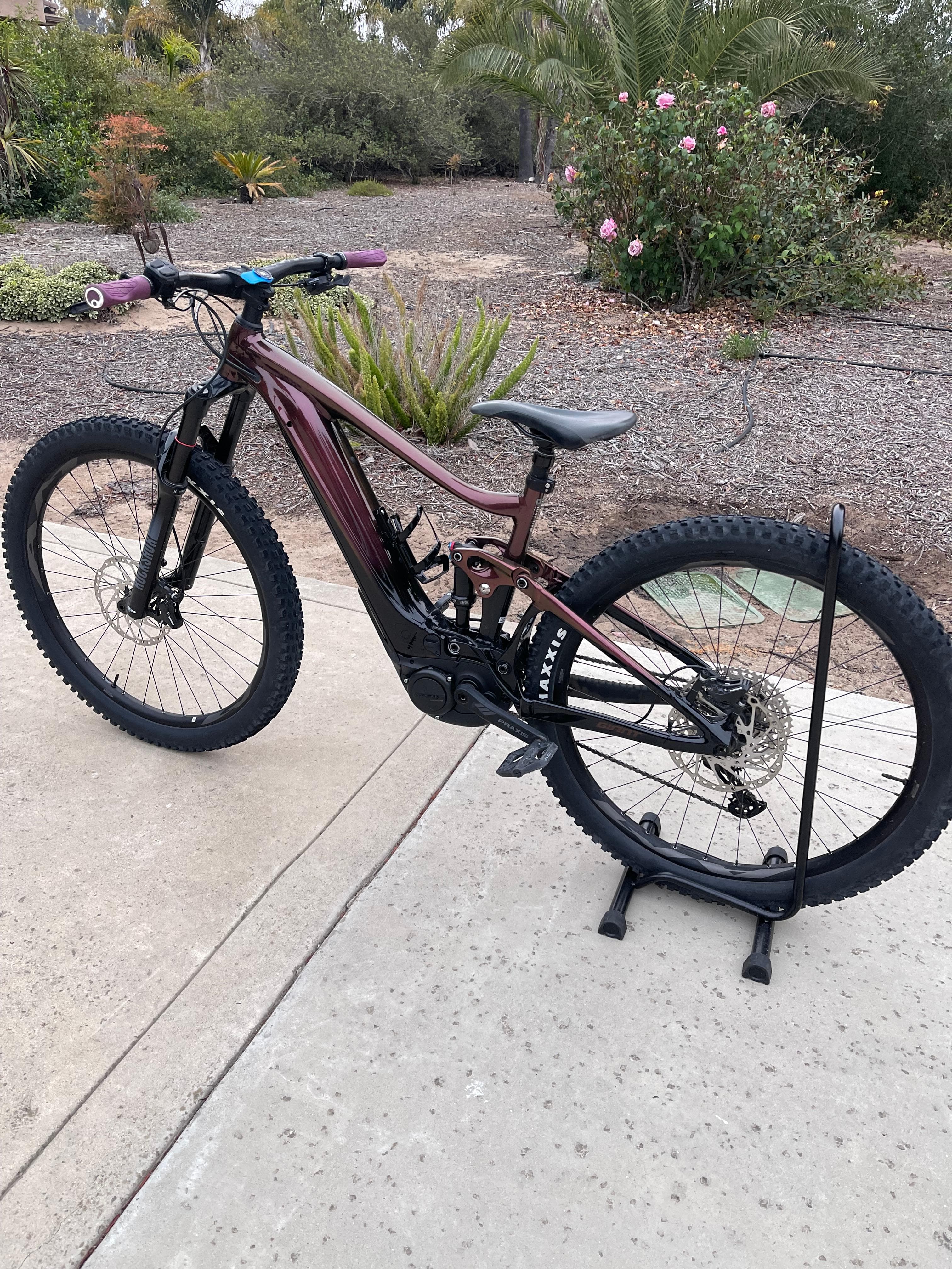 2021 Giant Trance E 3 Pro BicycleBlueBook