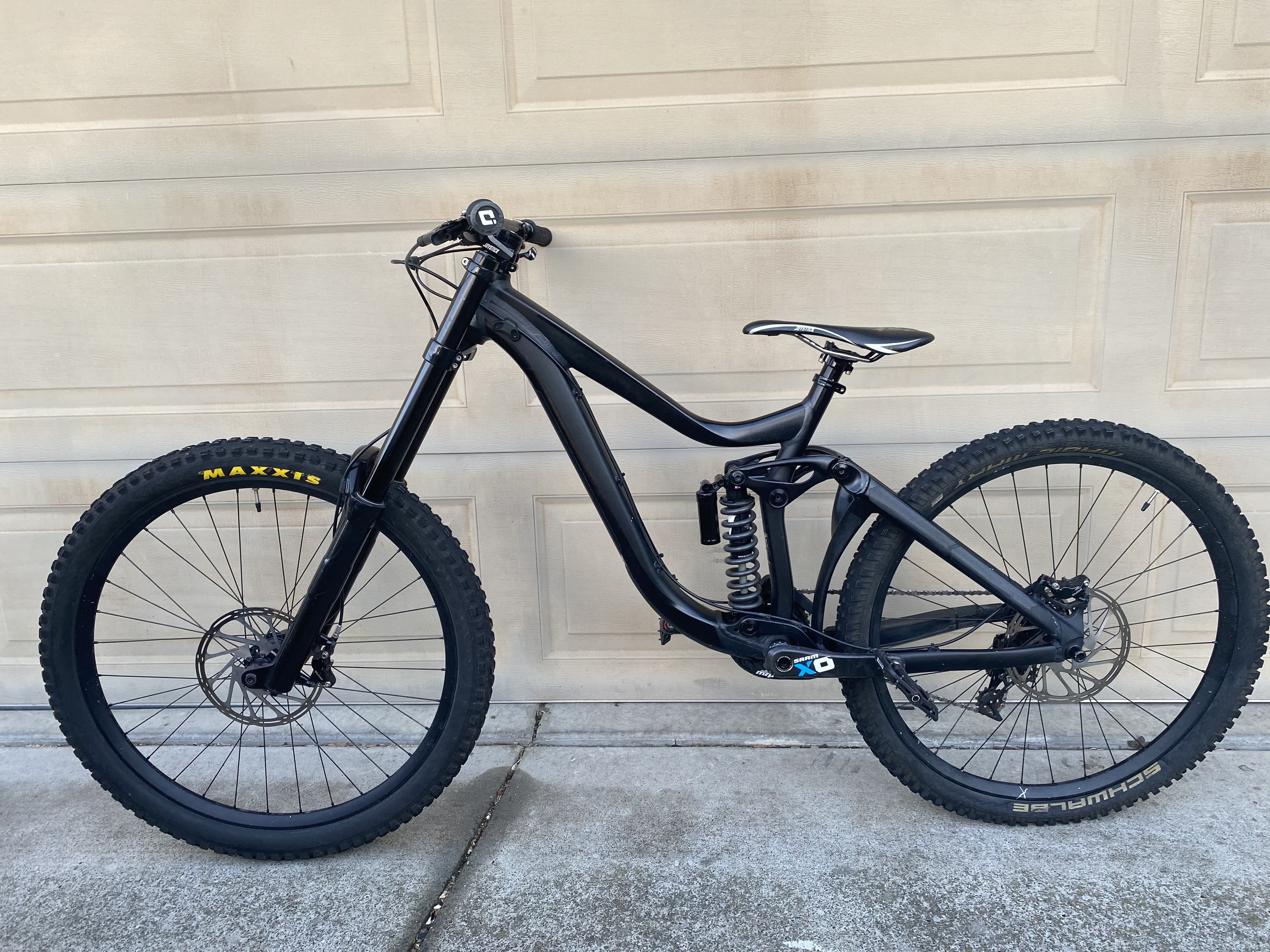 2016 giant glory 1 sales