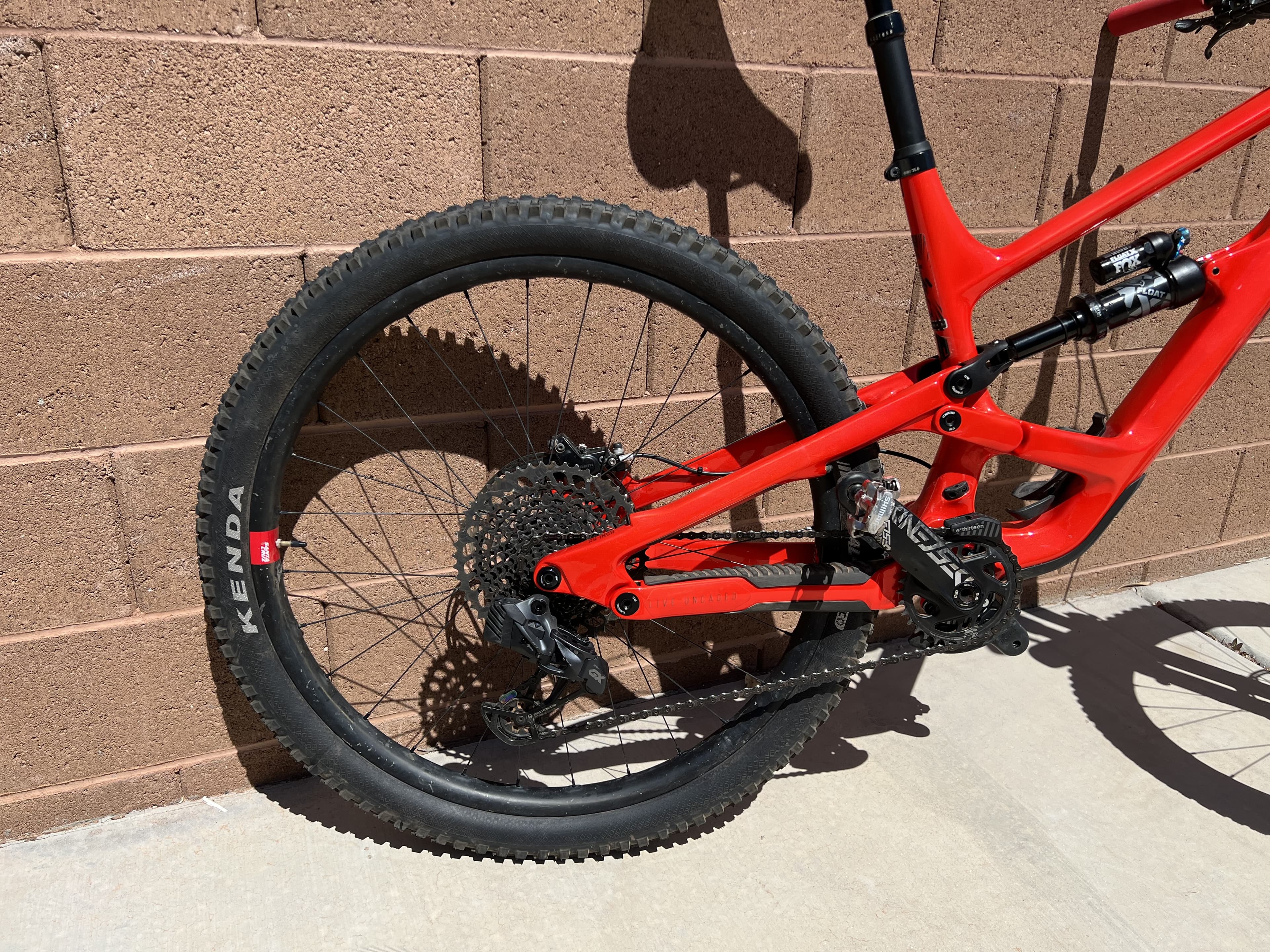 2021 YT Industries Capra BicycleBlueBook