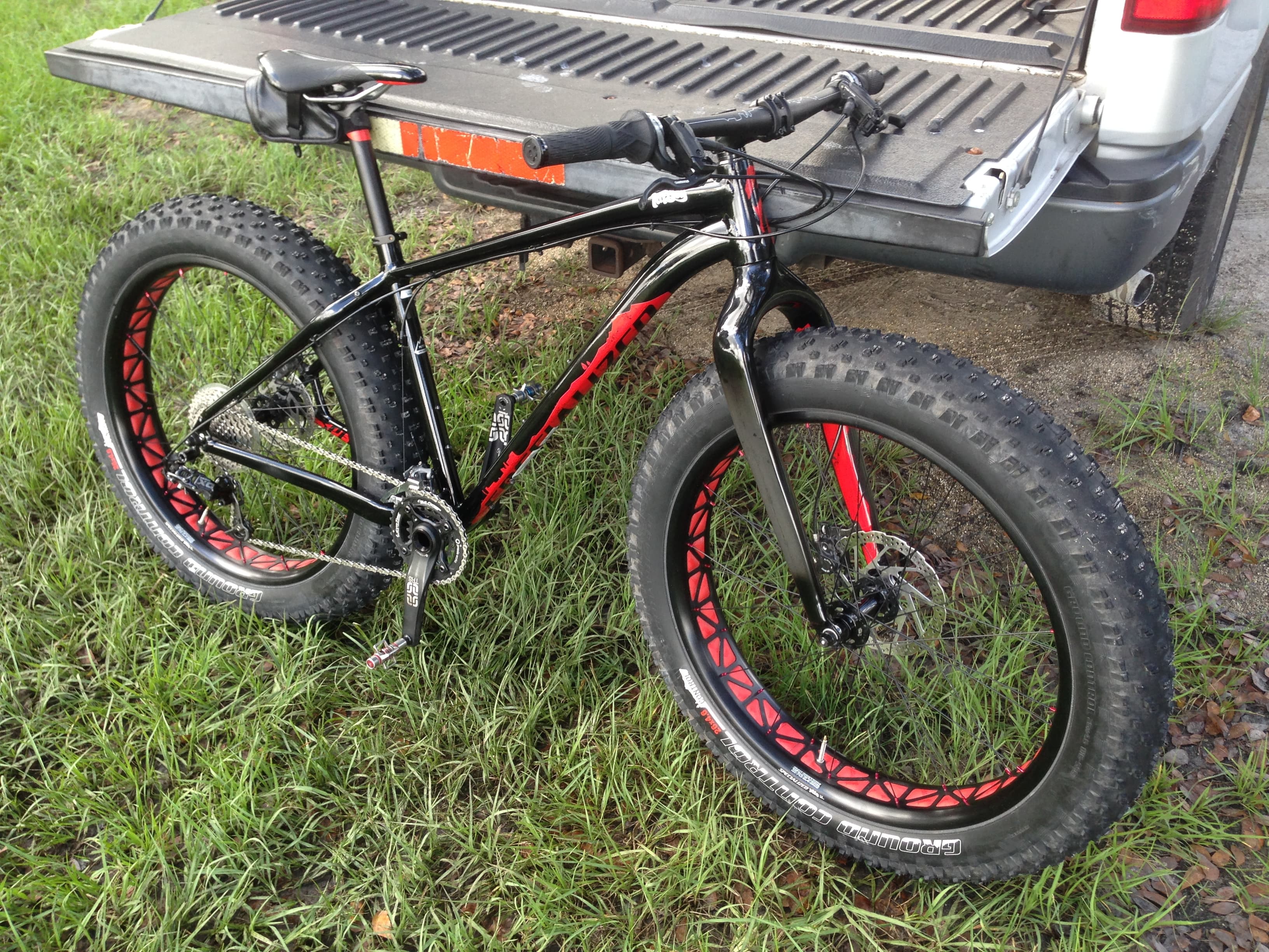2015 Specialized Fatboy Expert BicycleBlueBook