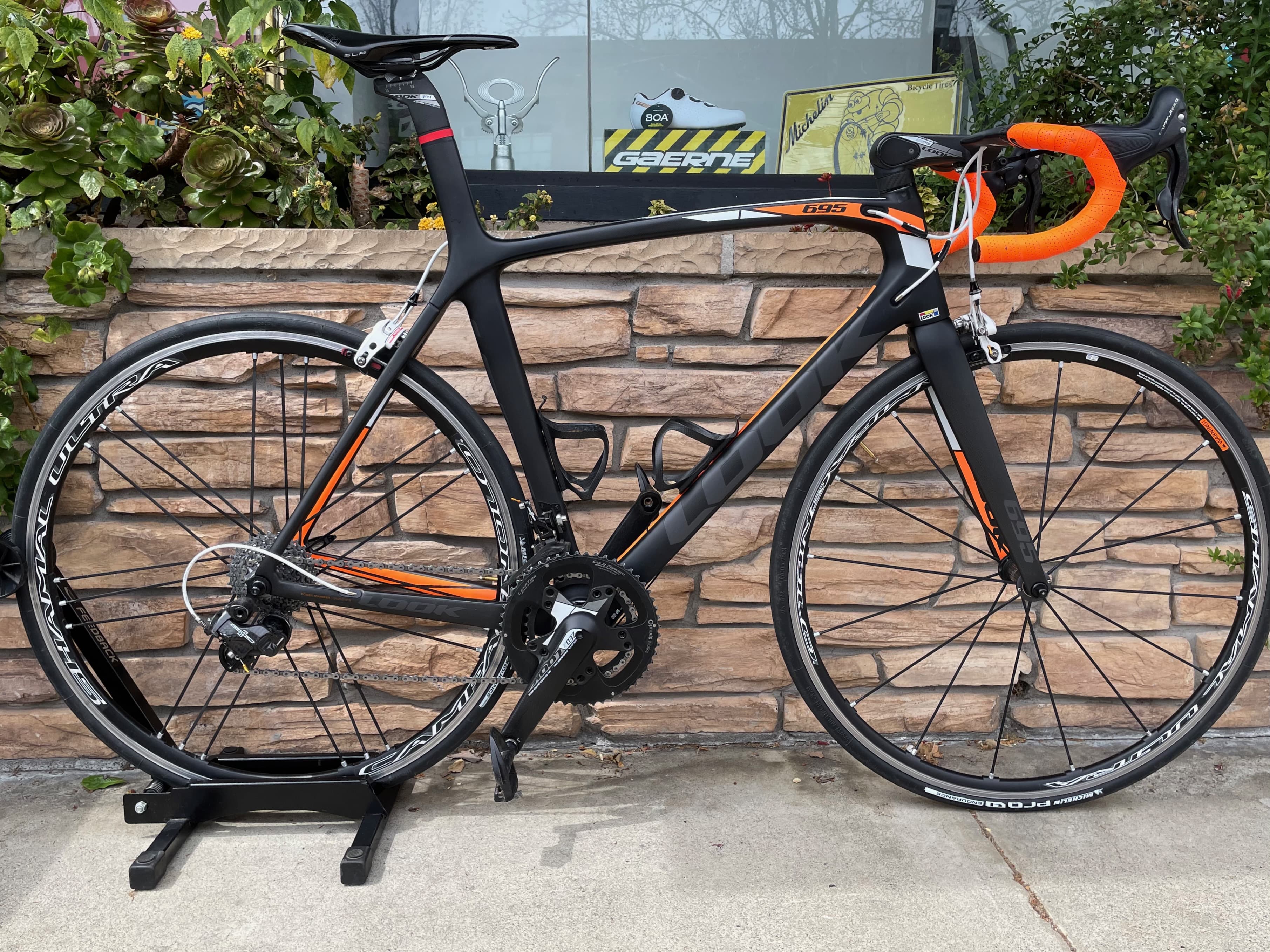 2016 Look 695 Light Shimano Ultegra BicycleBlueBook