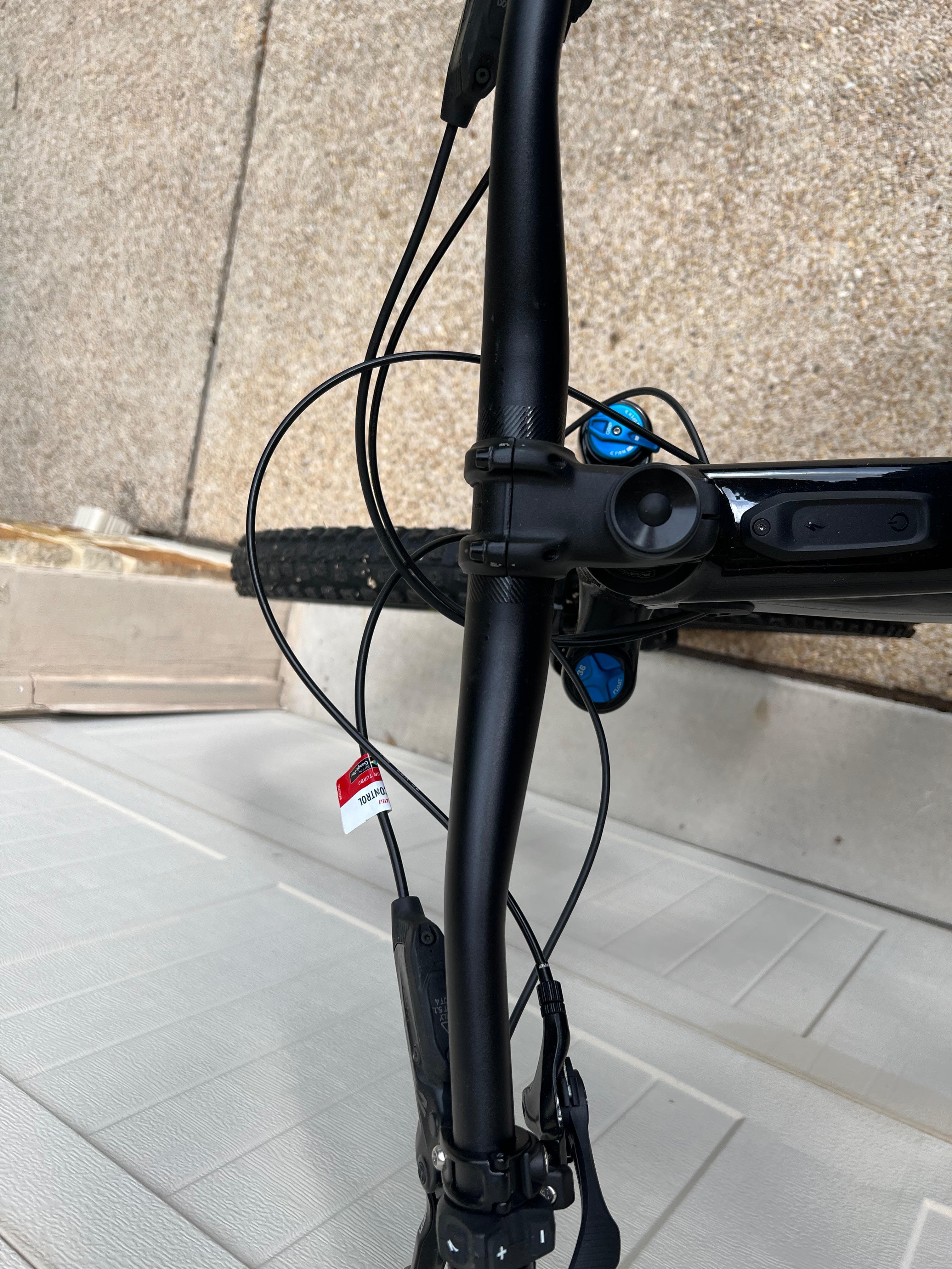 Vttae specialized turbo levo fsr comp carbon 6fattie 29 top