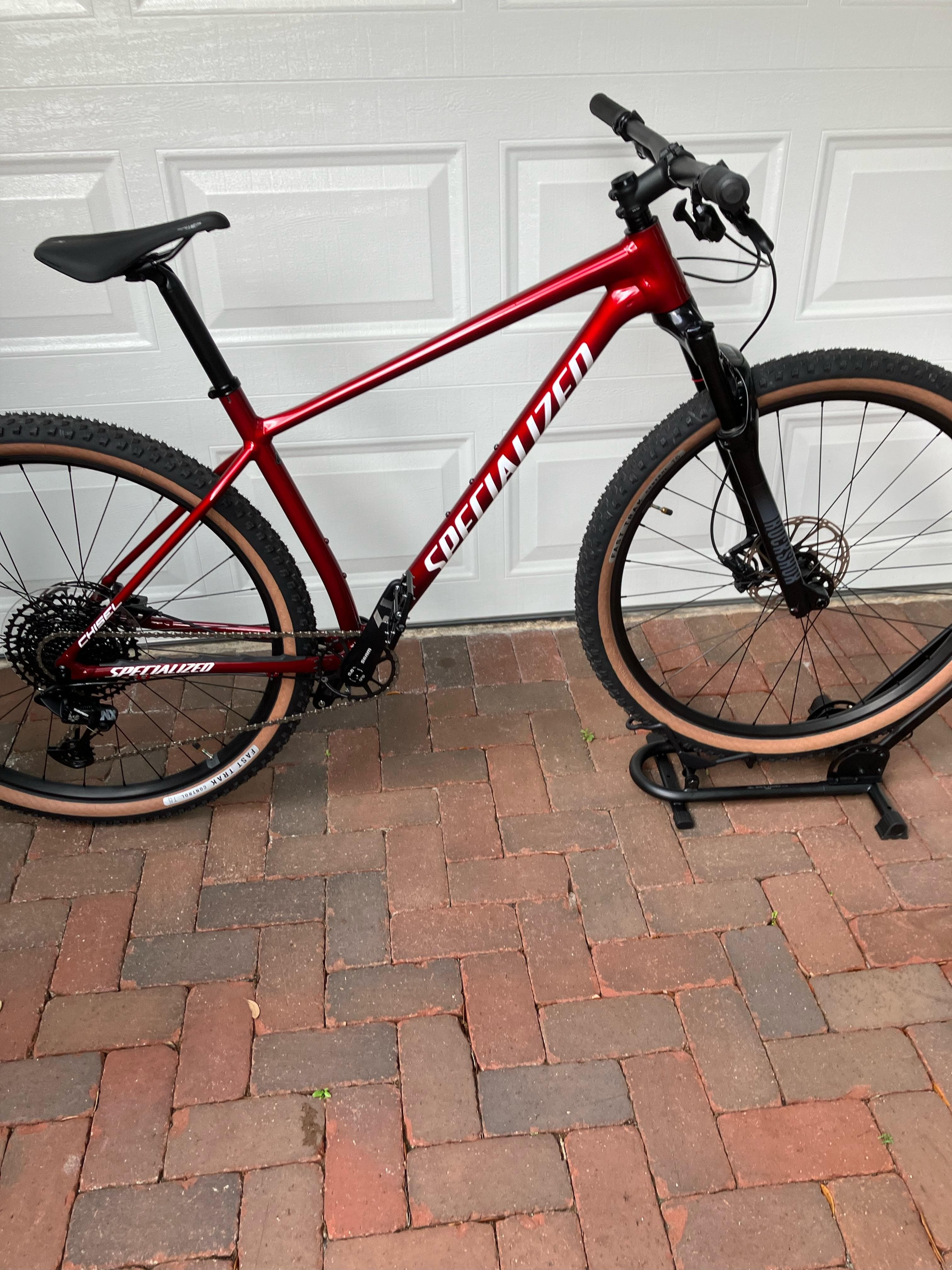 2023 Specialized Chisel Comp BicycleBlueBook