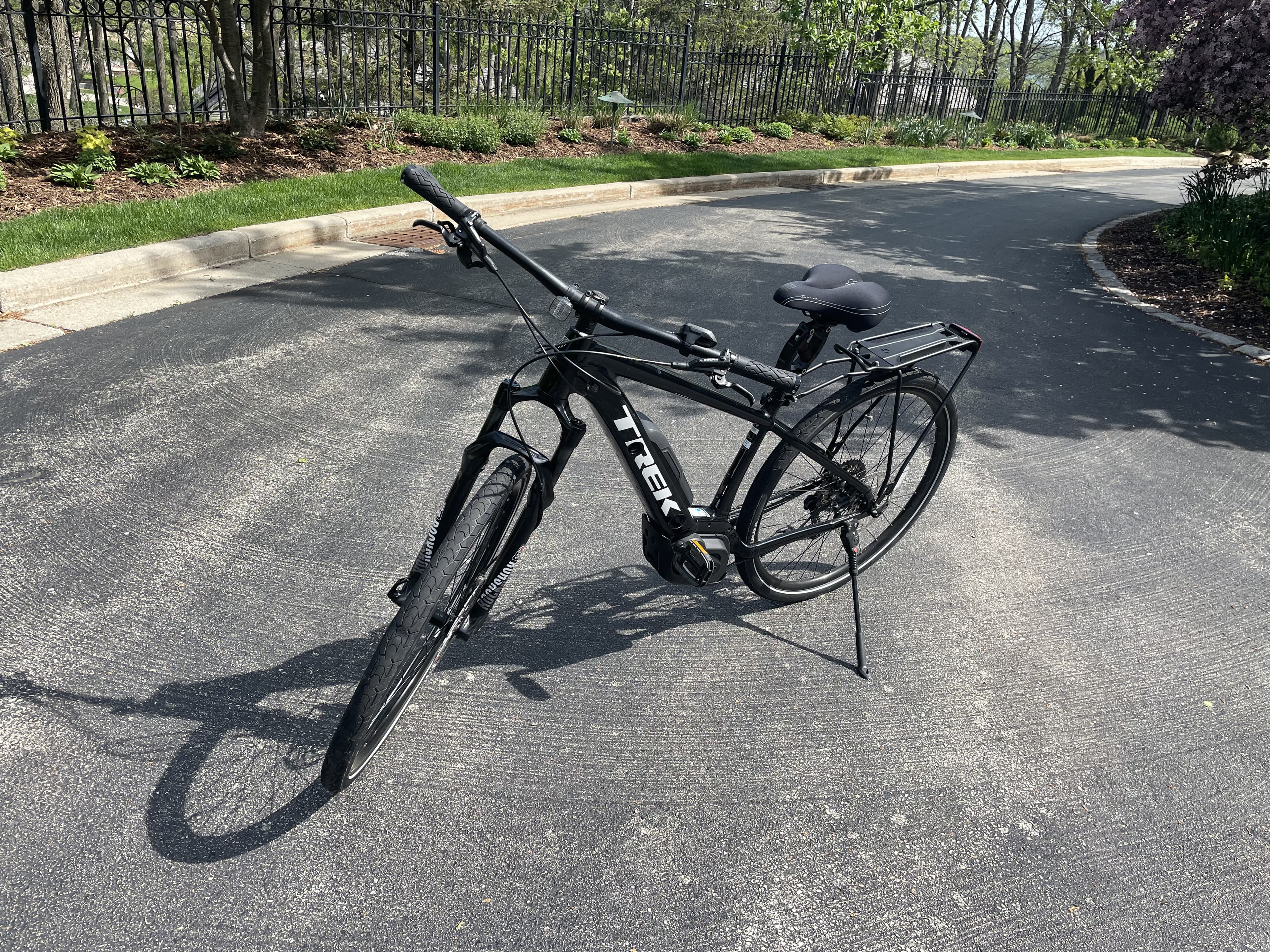 Trek electric outlet police bike