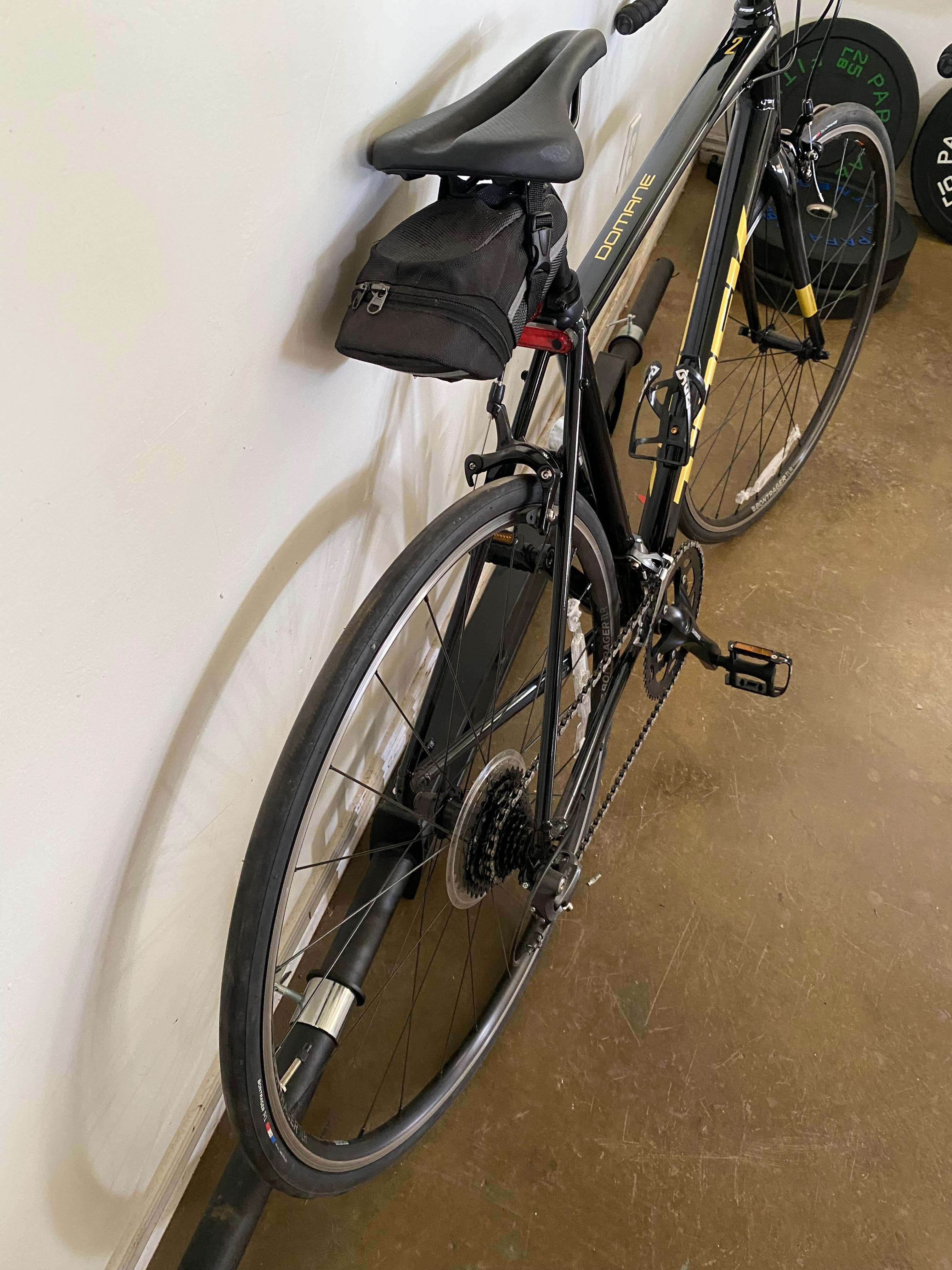 2021 Trek Domane AL 2 Disc BicycleBlueBook