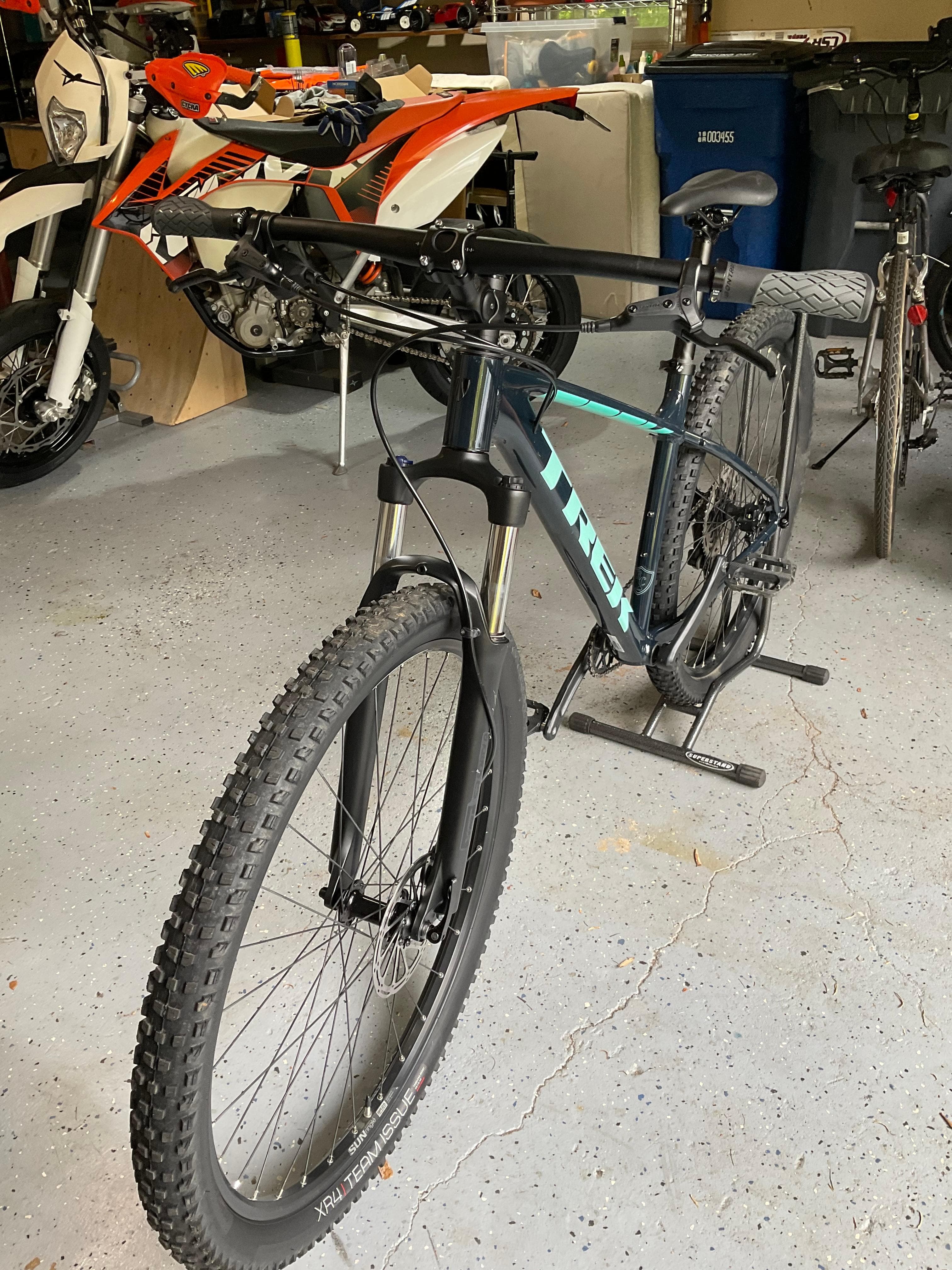 Trek marlin shop 7 emerald iris