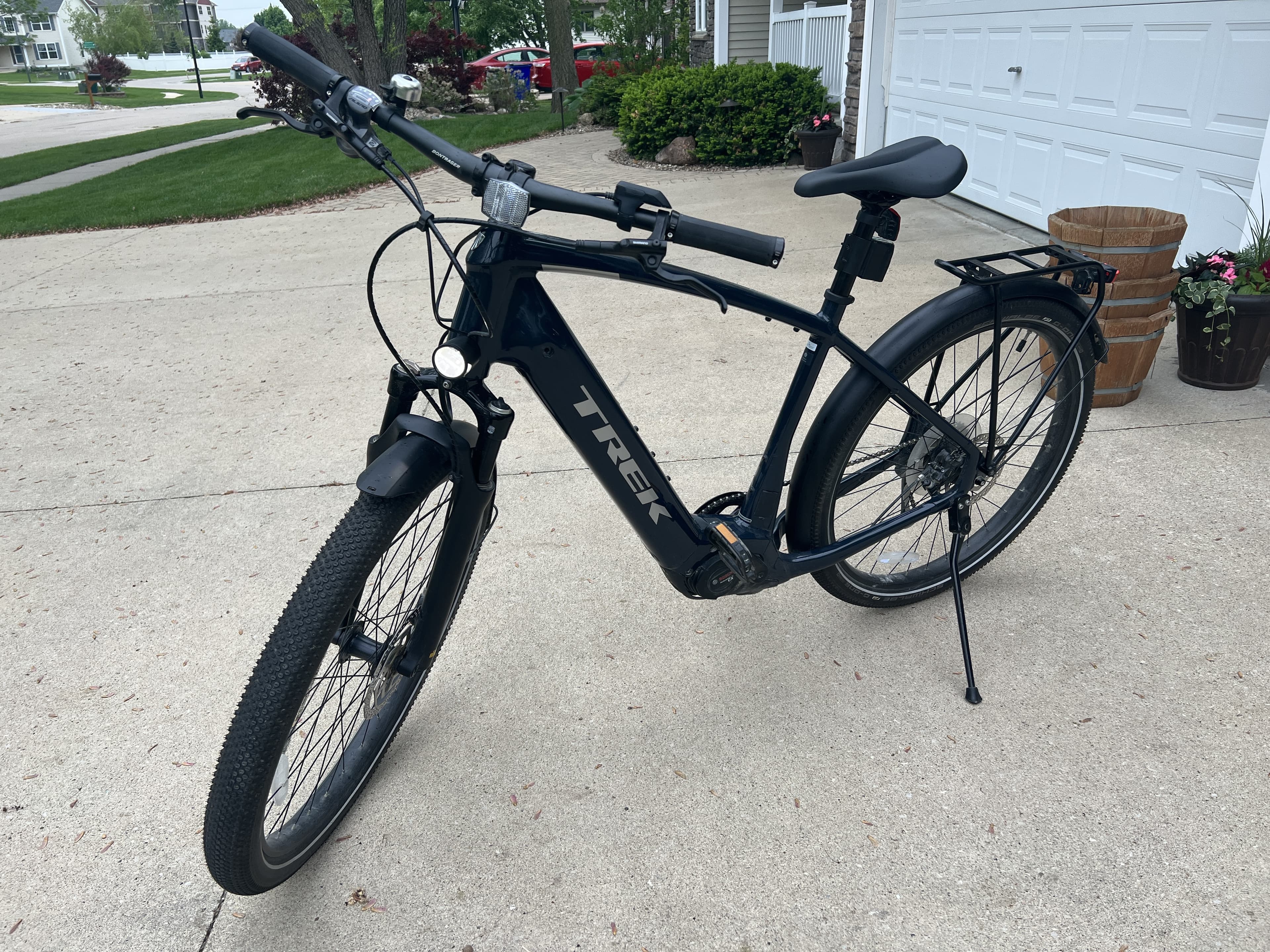Trek allant+ 7 hotsell ebike 2021