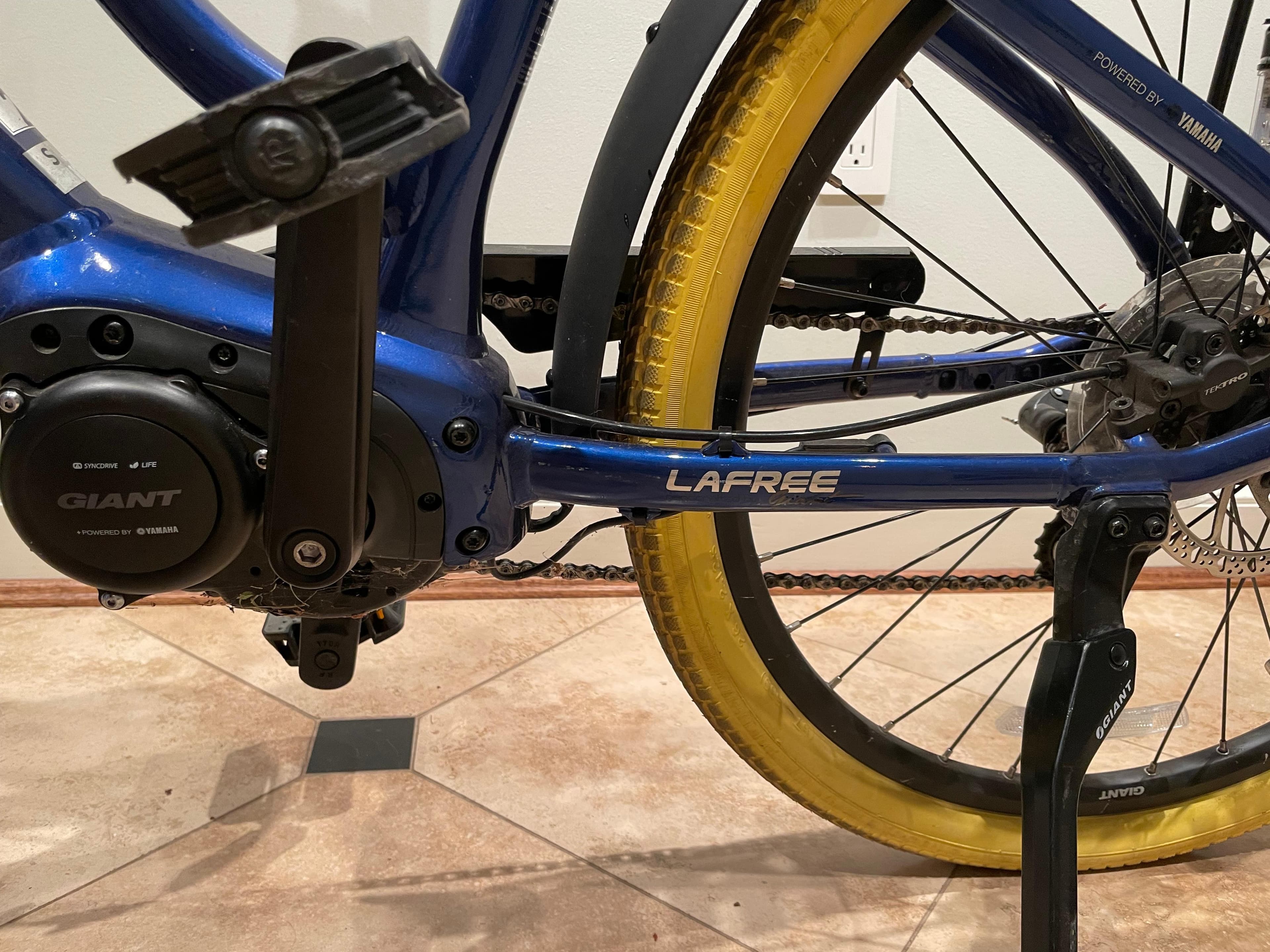 Giant lafree electric hotsell bike for sale