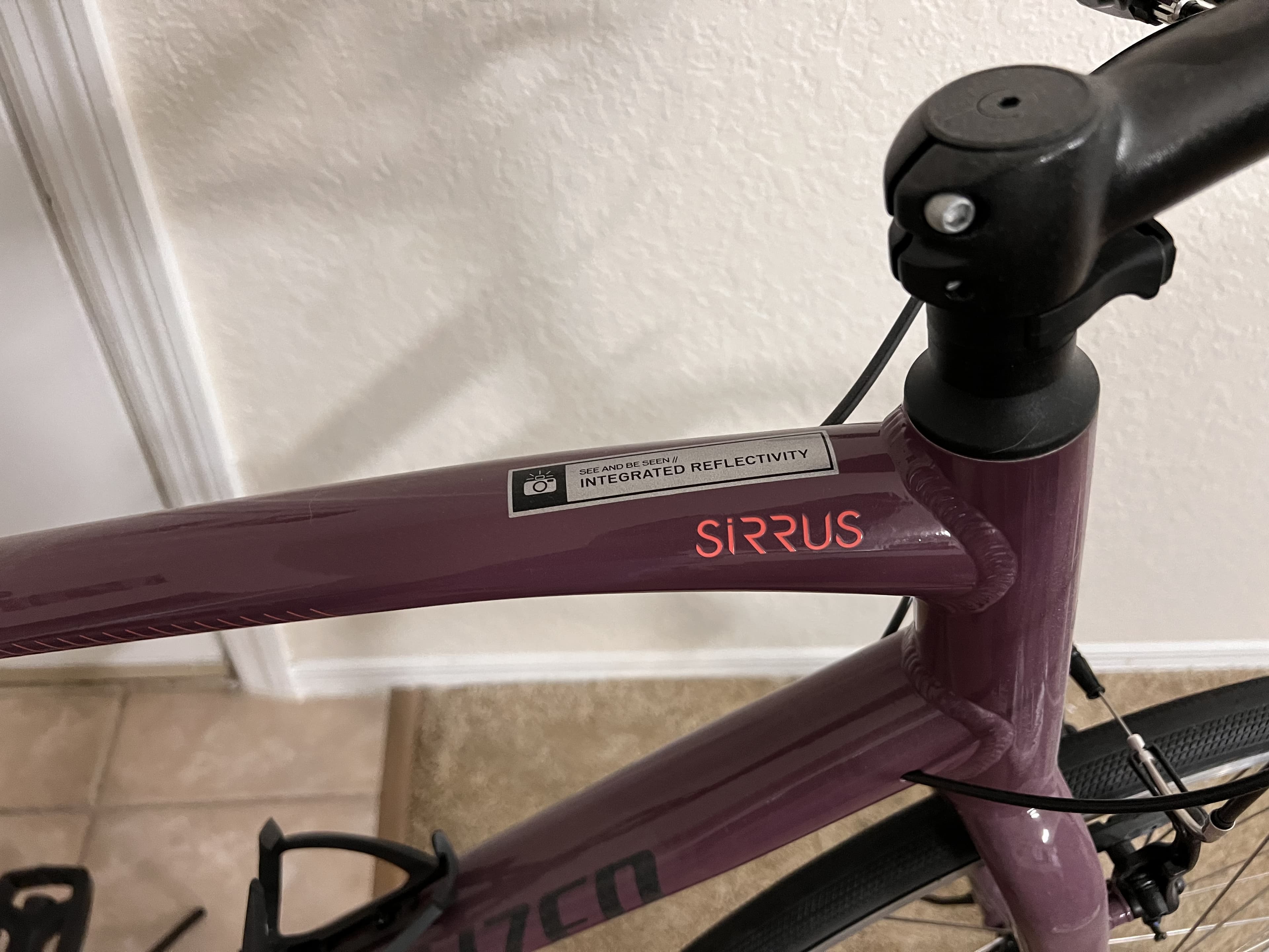 2022 Specialized Sirrus 1.0 BicycleBlueBook