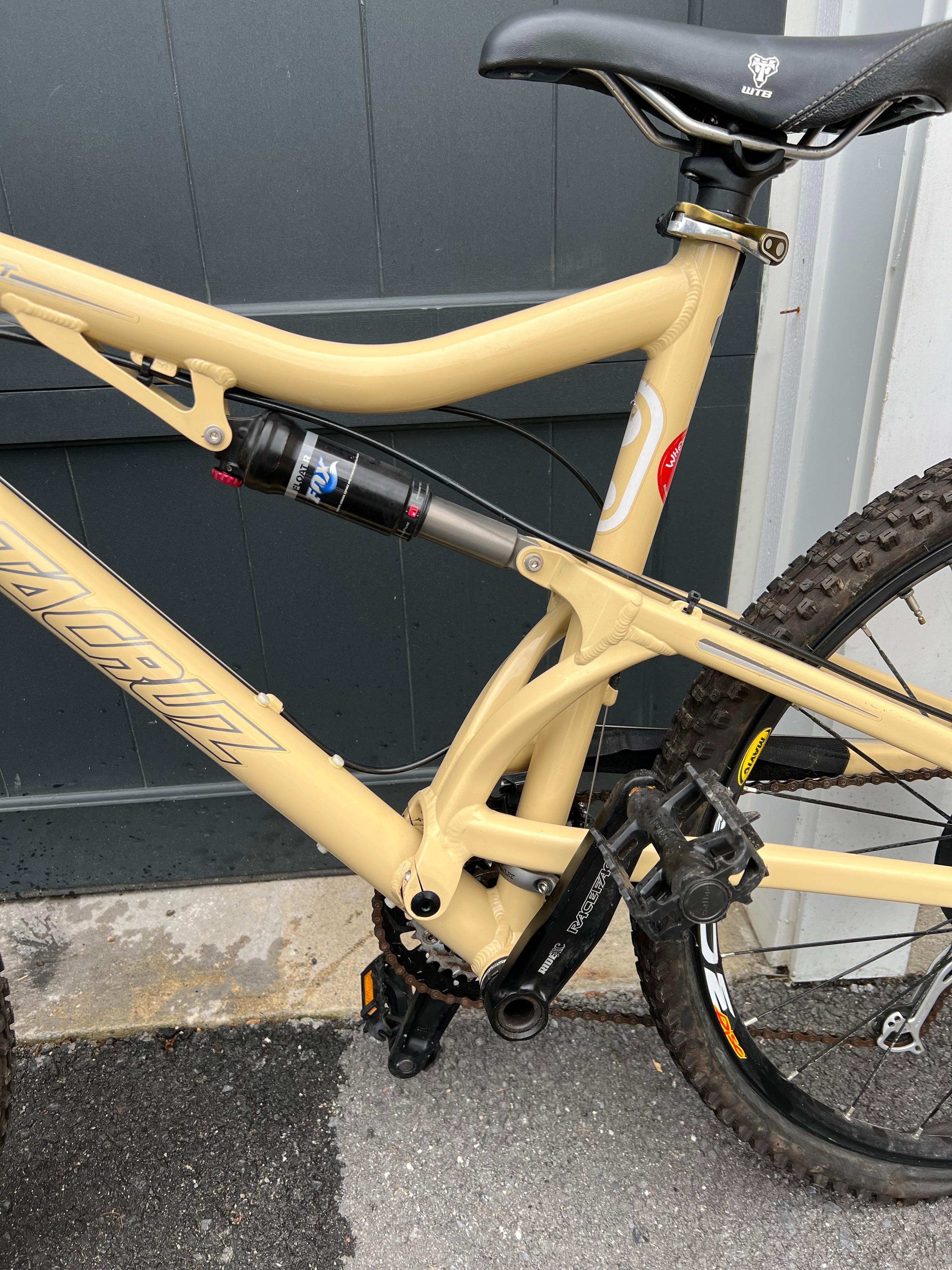 Santa cruz superlight 3 2025