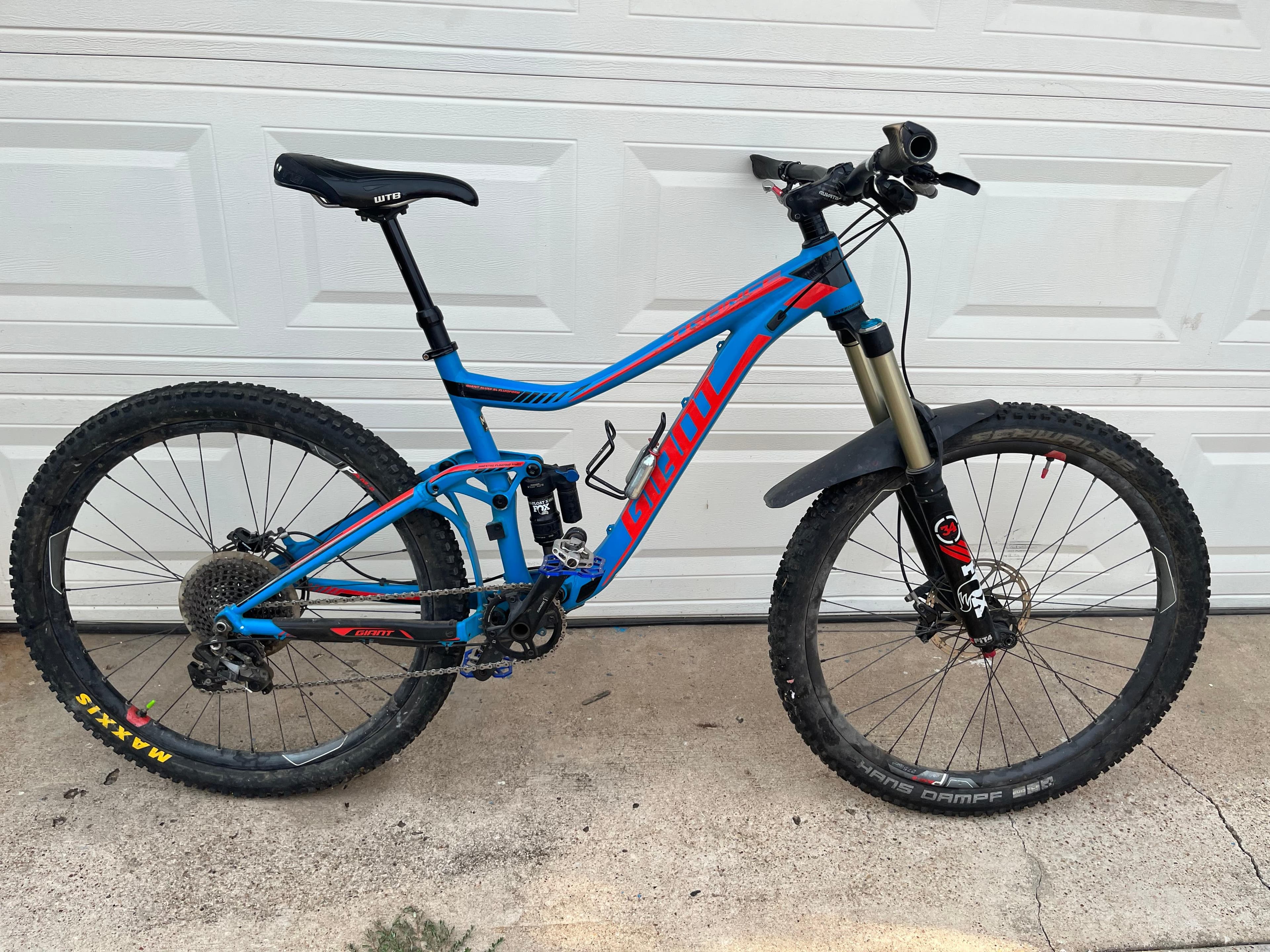 2016 Giant Trance SX 27.5 BicycleBlueBook