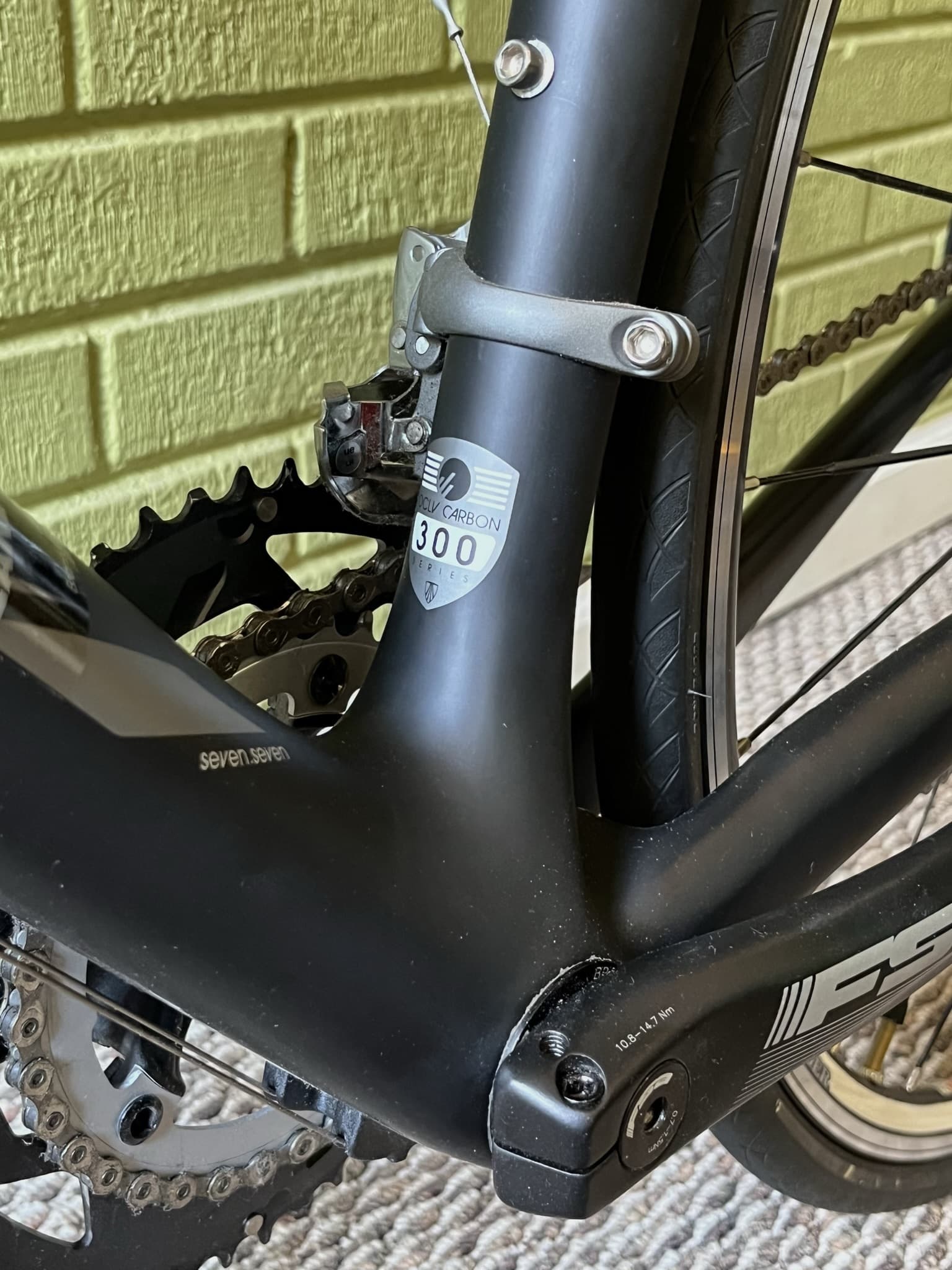 Trek 7.7 2025 fx carbon price