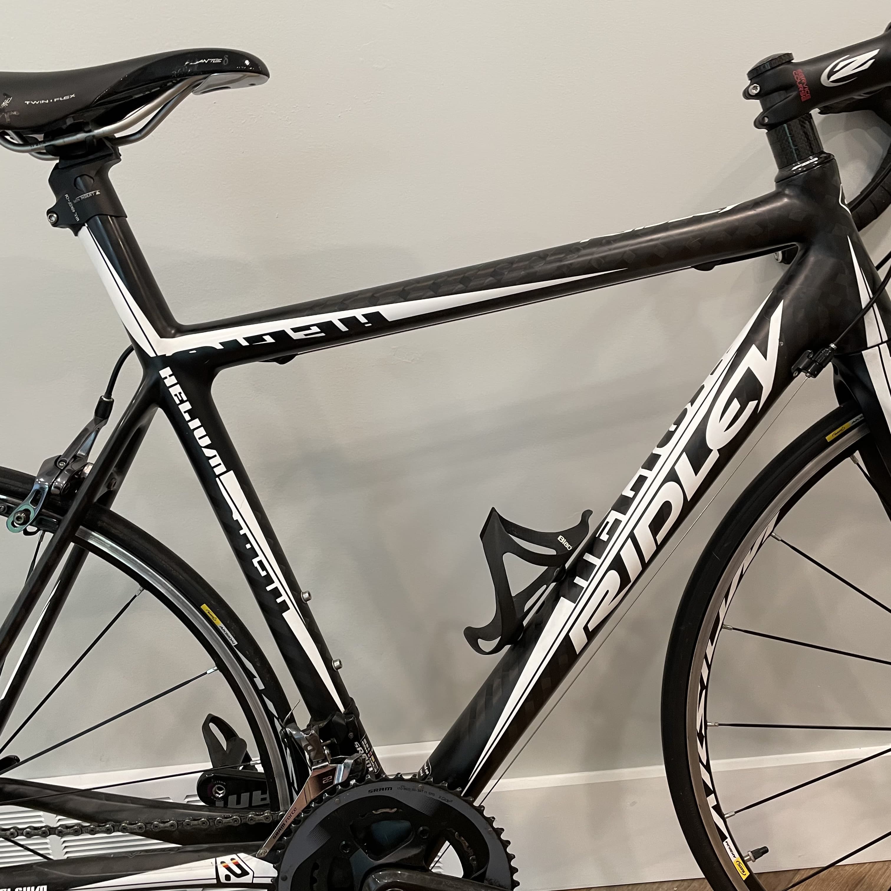Ridley helium isp sales carbon road frameset