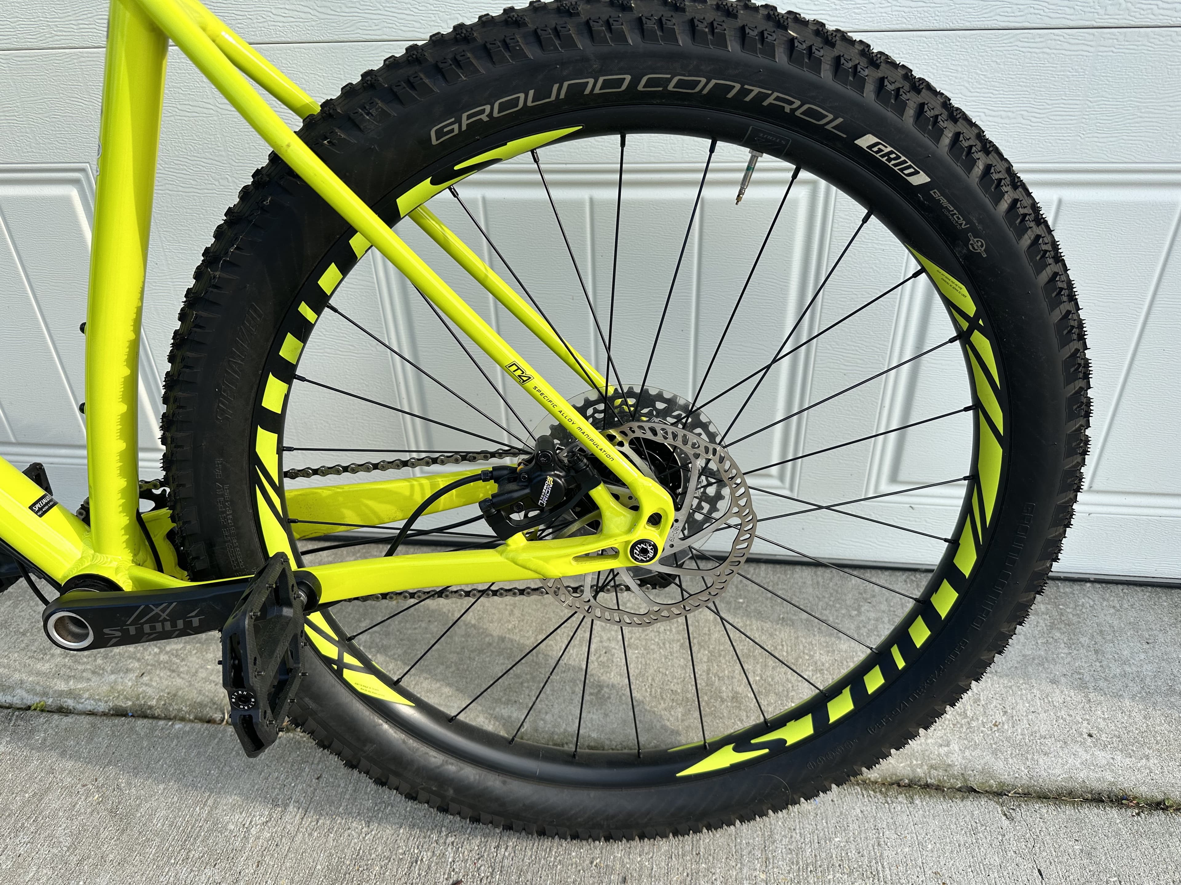 2019 Specialized Fuse Comp 27.5 BicycleBlueBook