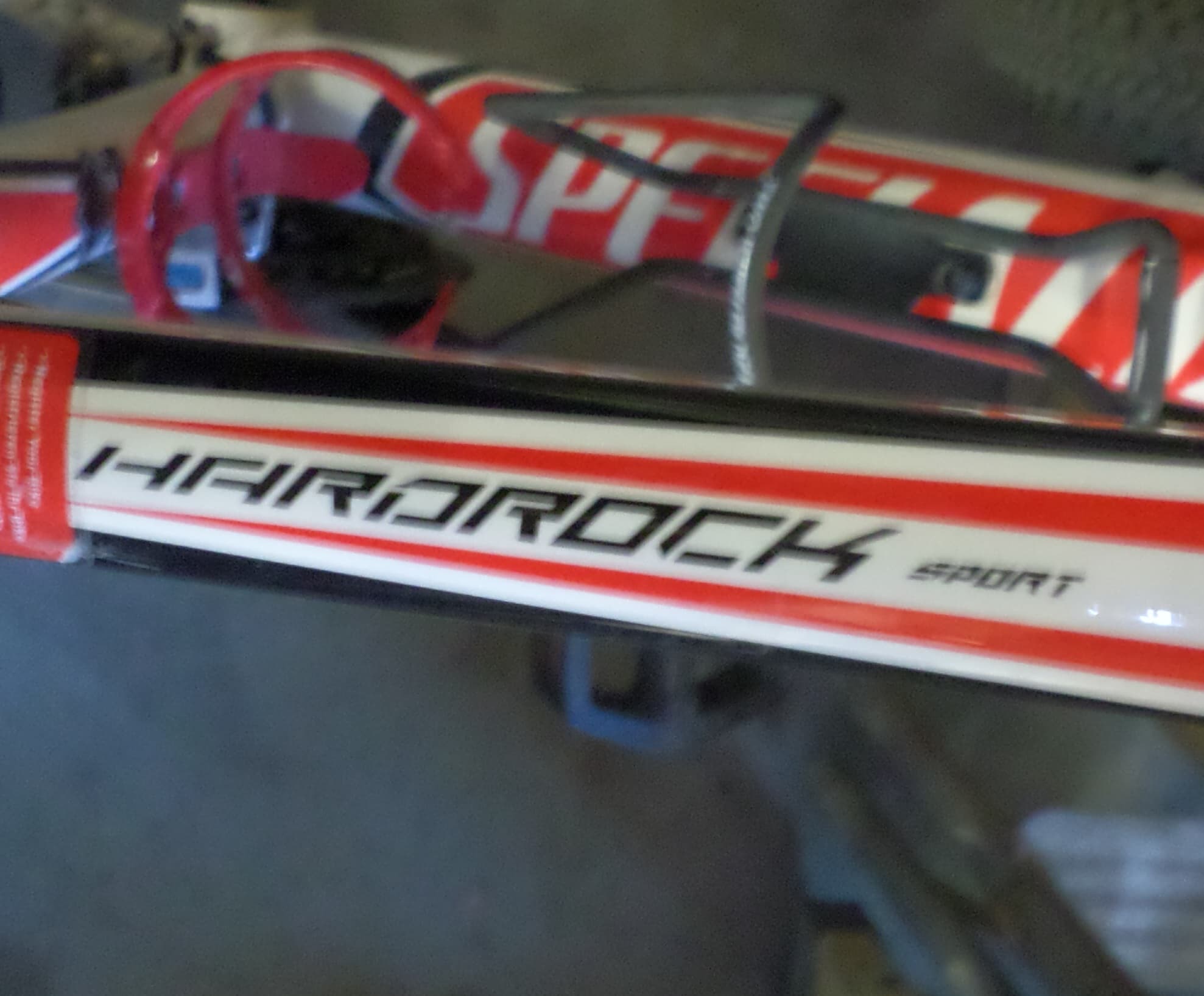Specialized hardrock sport deals disc 2012