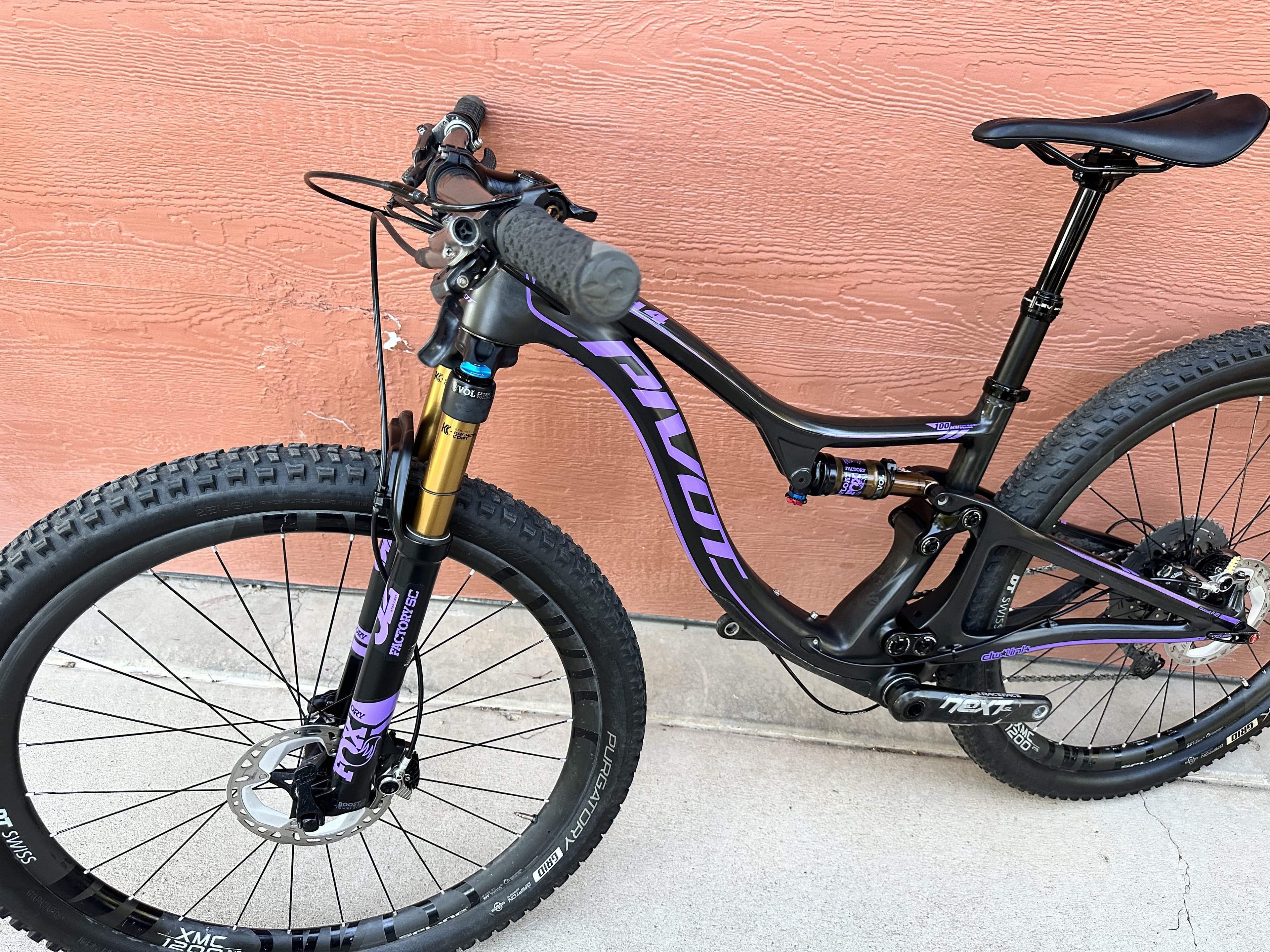 2020 Pivot Cycles MACH 4 Carbon 27.5 X BicycleBlueBook