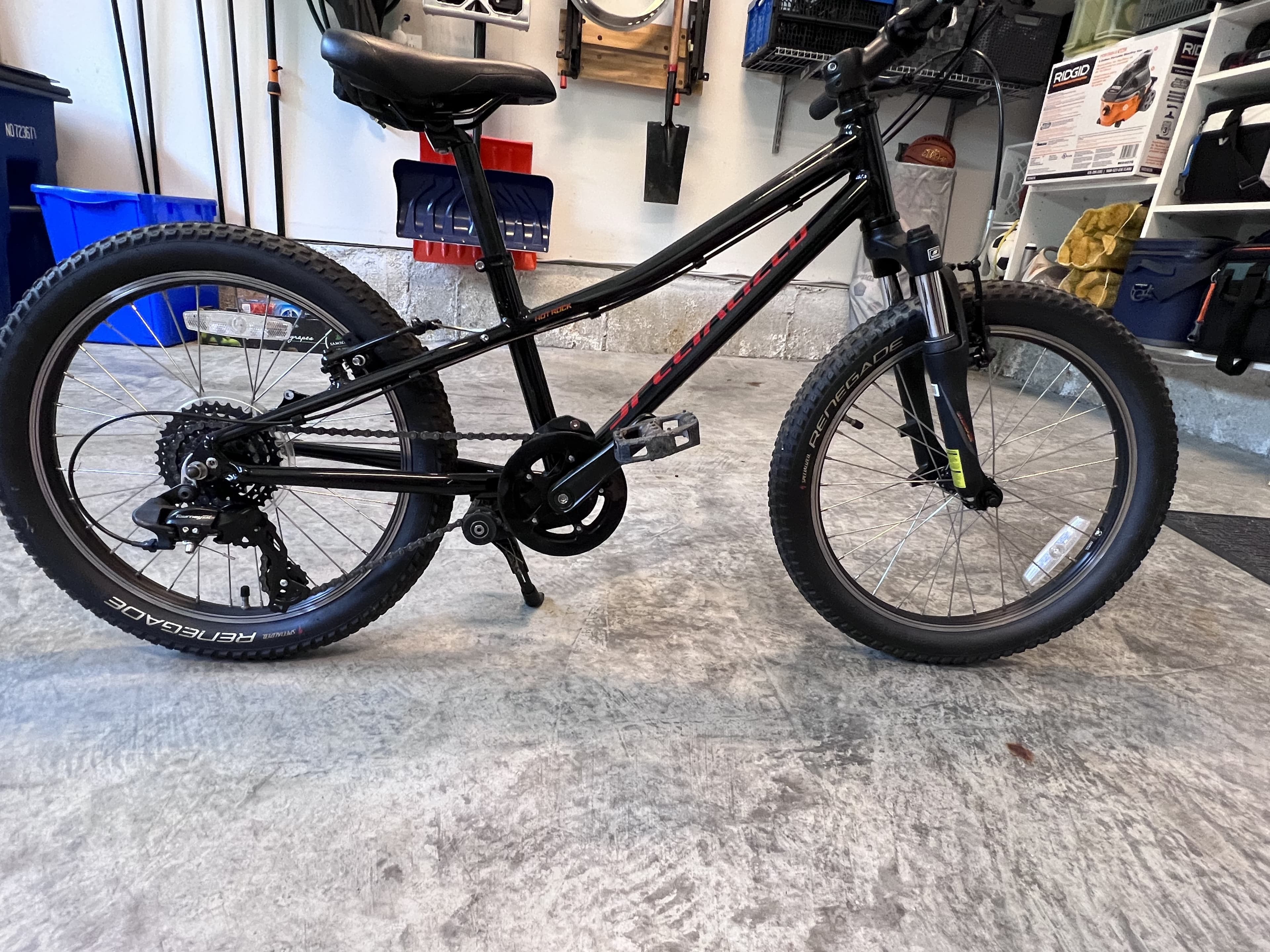 2020 Specialized Boy s Hotrock 20 BicycleBlueBook